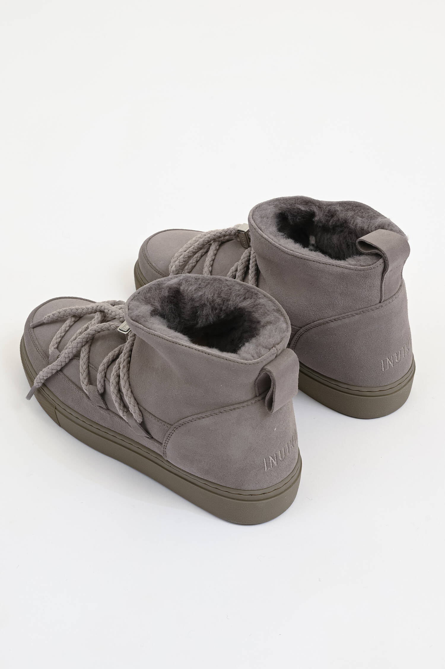 Lammfell-Boot CLASSIC LOW in Grau