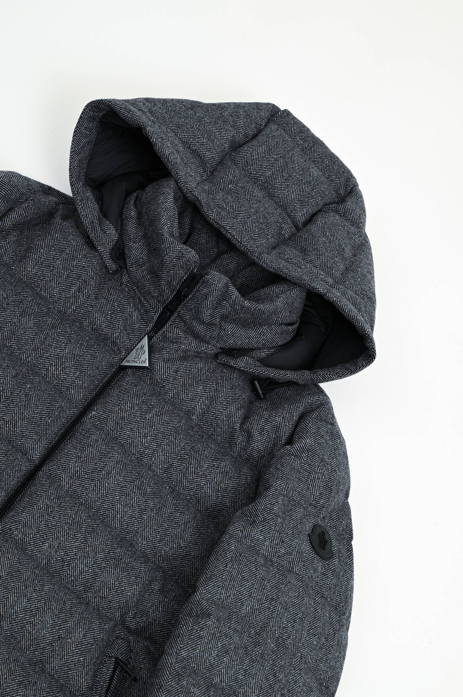 Steppjacke aus Woll-Mix in Grau gemustert Steppjacke aus Woll-Mix in Grau gemustert