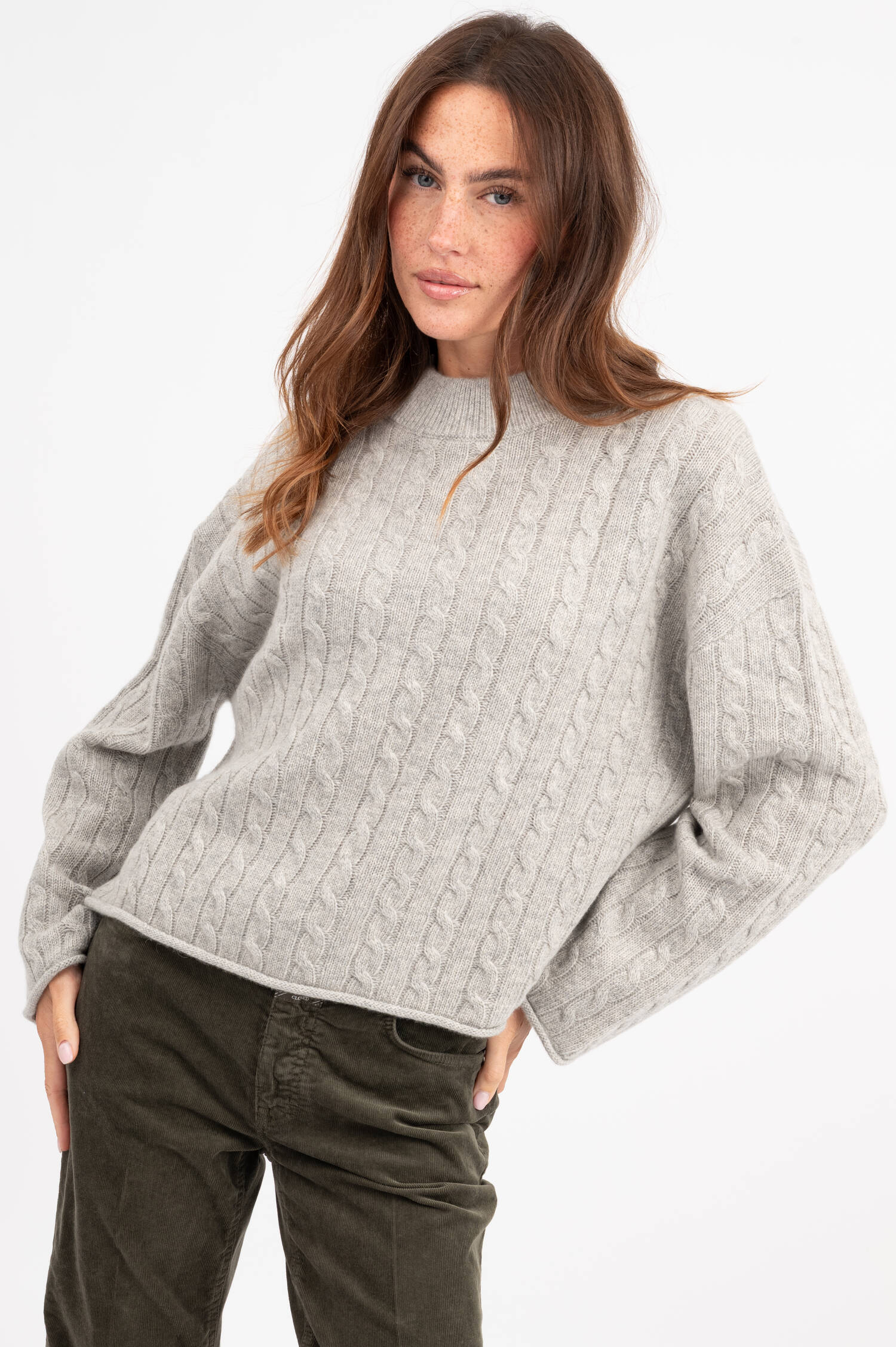 Zopfstrick Woll-Pullover in Grau