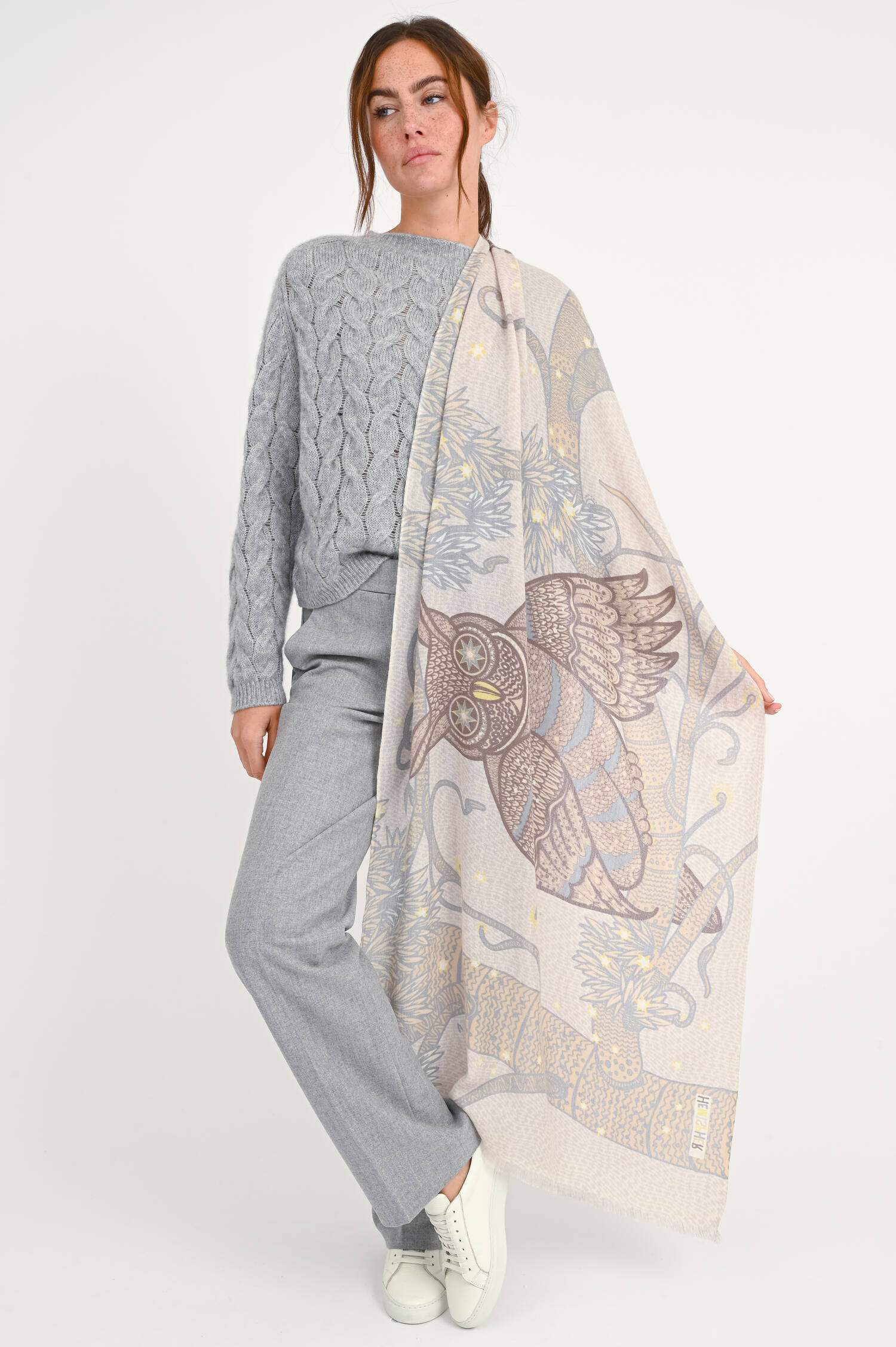 Schal LELEULE aus Cashmere in Beige/Orange