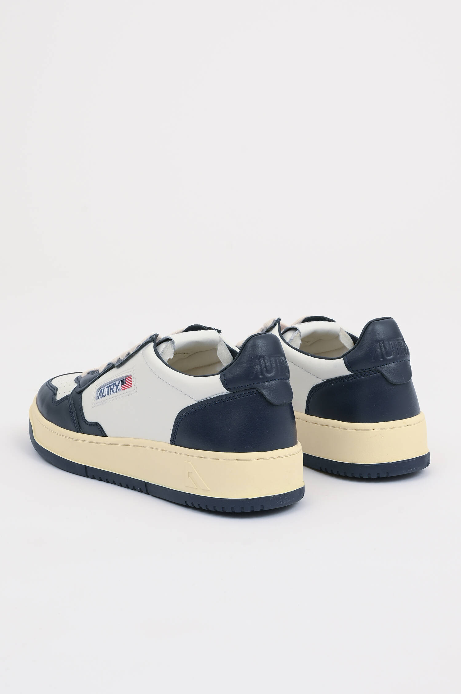 Sneaker MEDALIST LOW CLASSIC in Navy/Weiß Sneaker MEDALIST LOW CLASSIC in Navy/Weiß