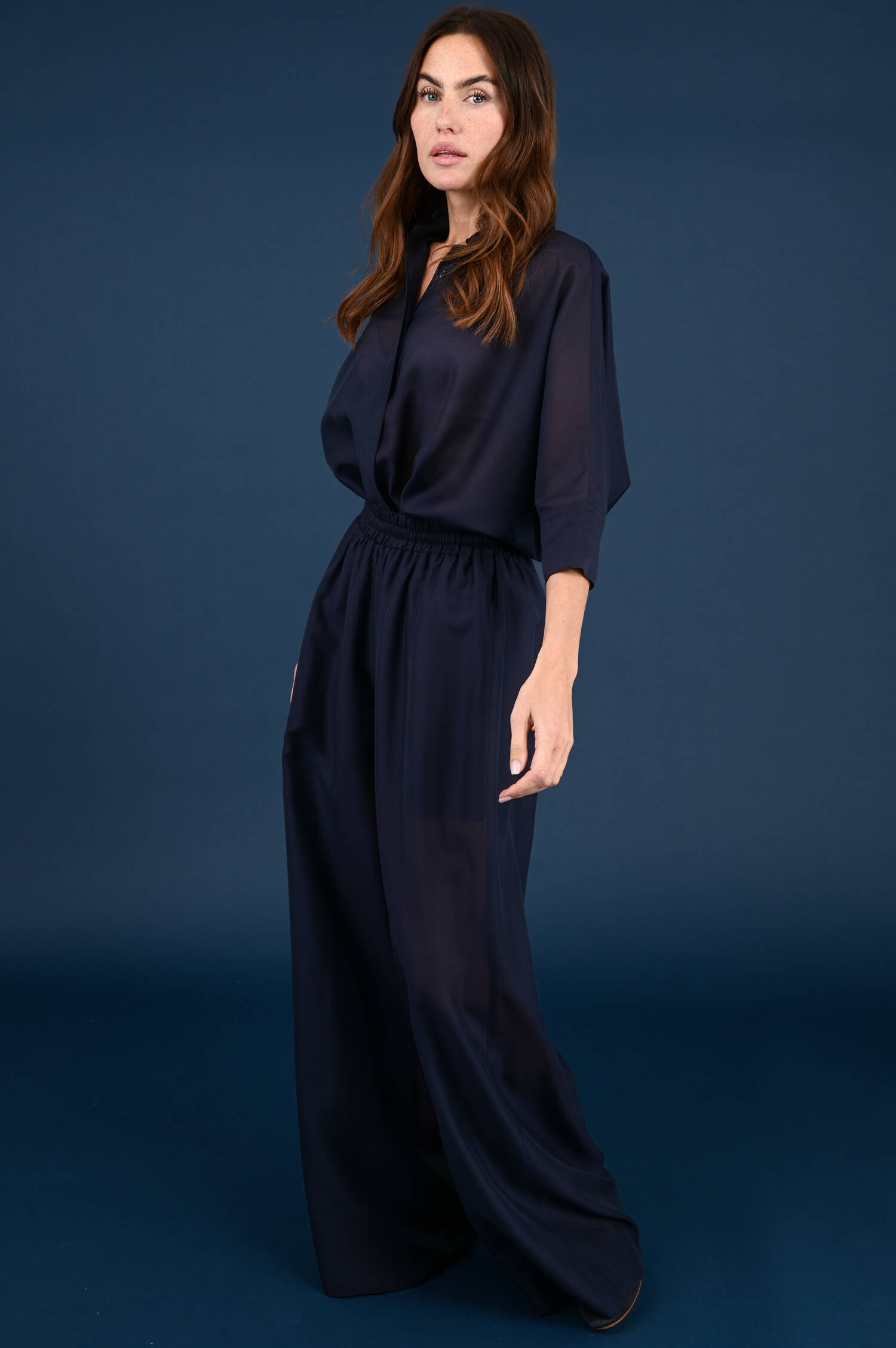 Wide-Leg Hose in Navy