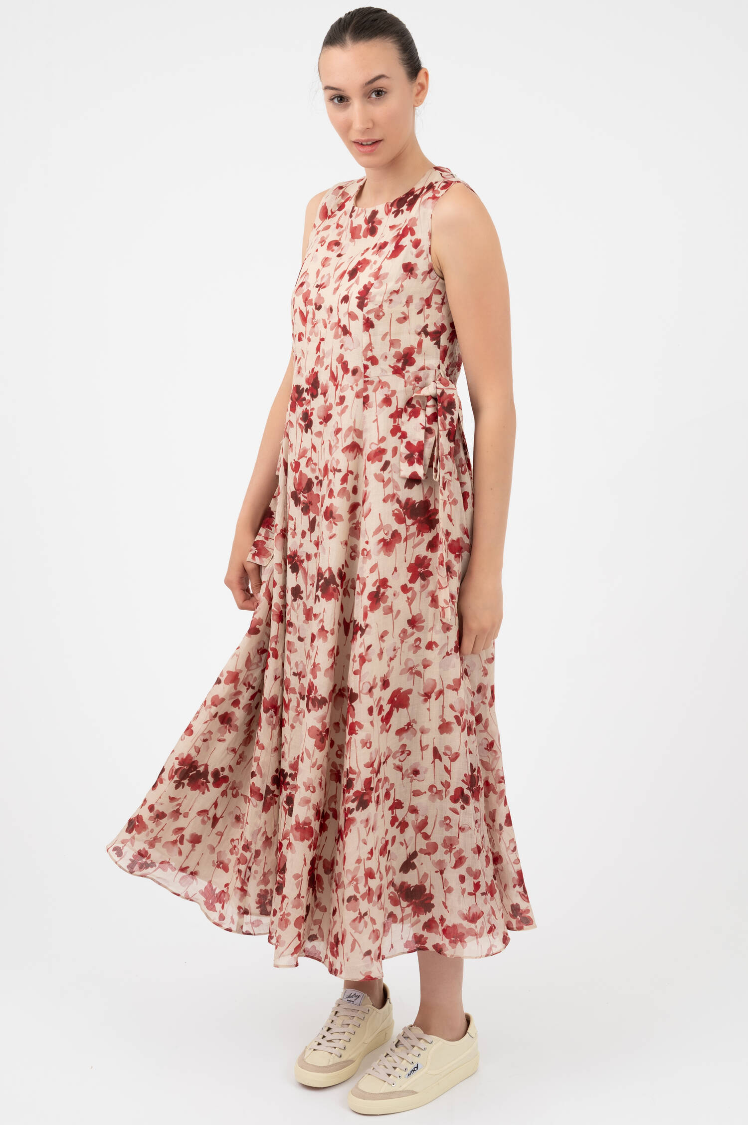 Gemustertes Kleid aus Ramie in Beige/Rot Gemustertes Kleid aus Ramie in Beige/Rot