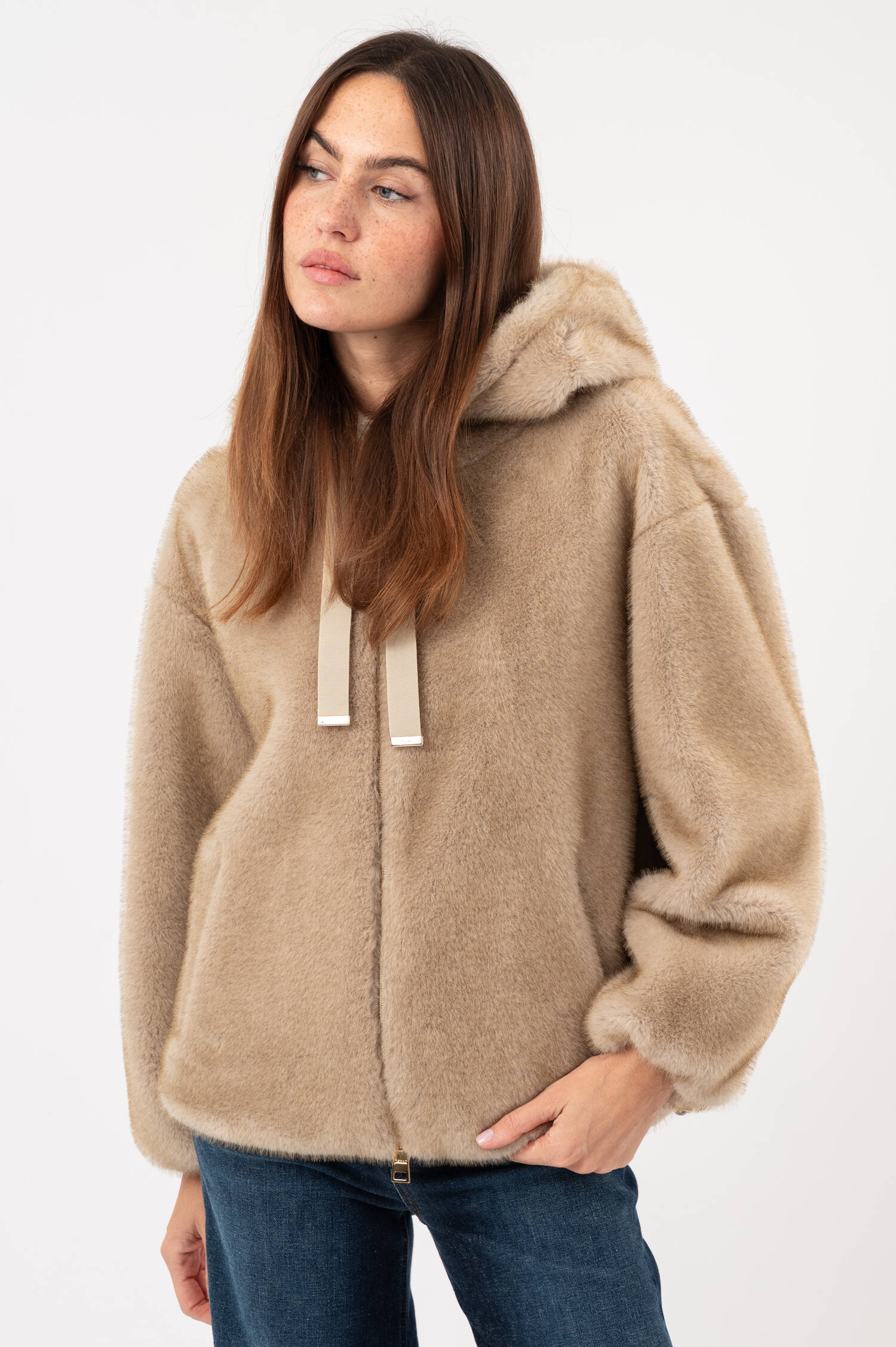 Faux-Fur-Jacke mit Kapuze in Beige Faux-Fur-Jacke mit Kapuze in Beige