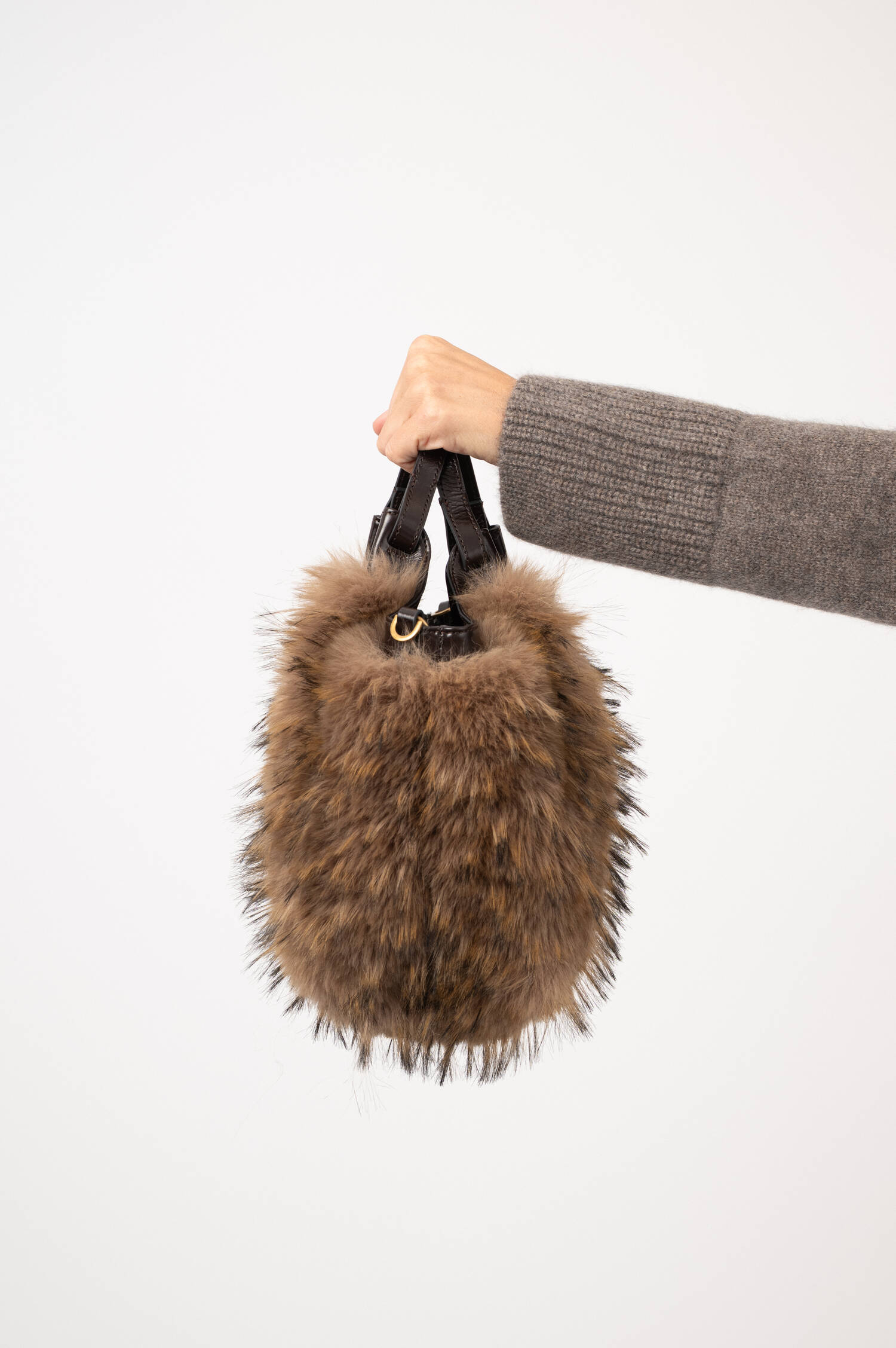 Faux-Fur-Handtasche DUA in Braun Faux-Fur-Handtasche DUA in Braun