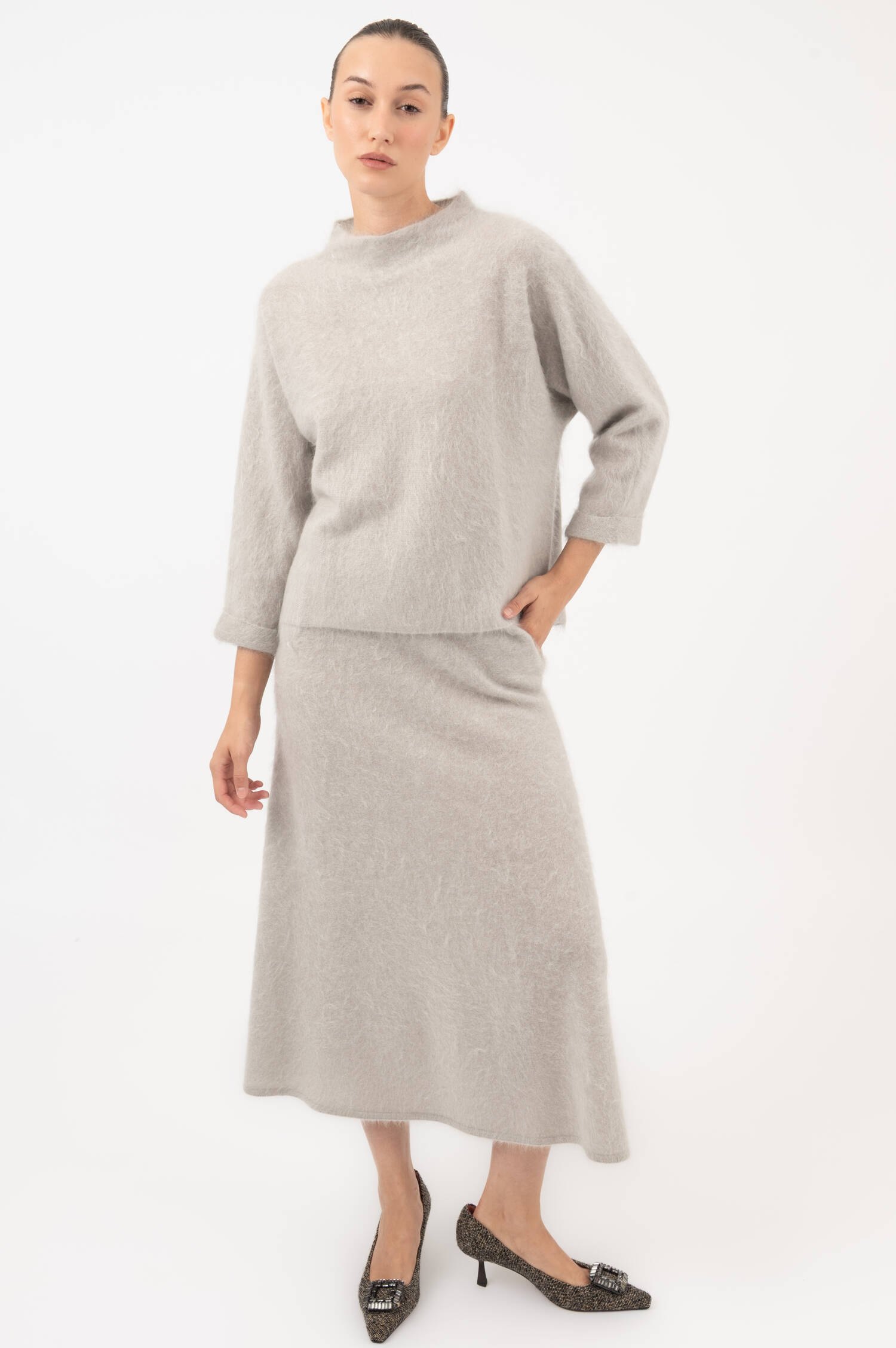 Hairy Cashmere Pullover in Grau Hairy Cashmere Pullover in Grau