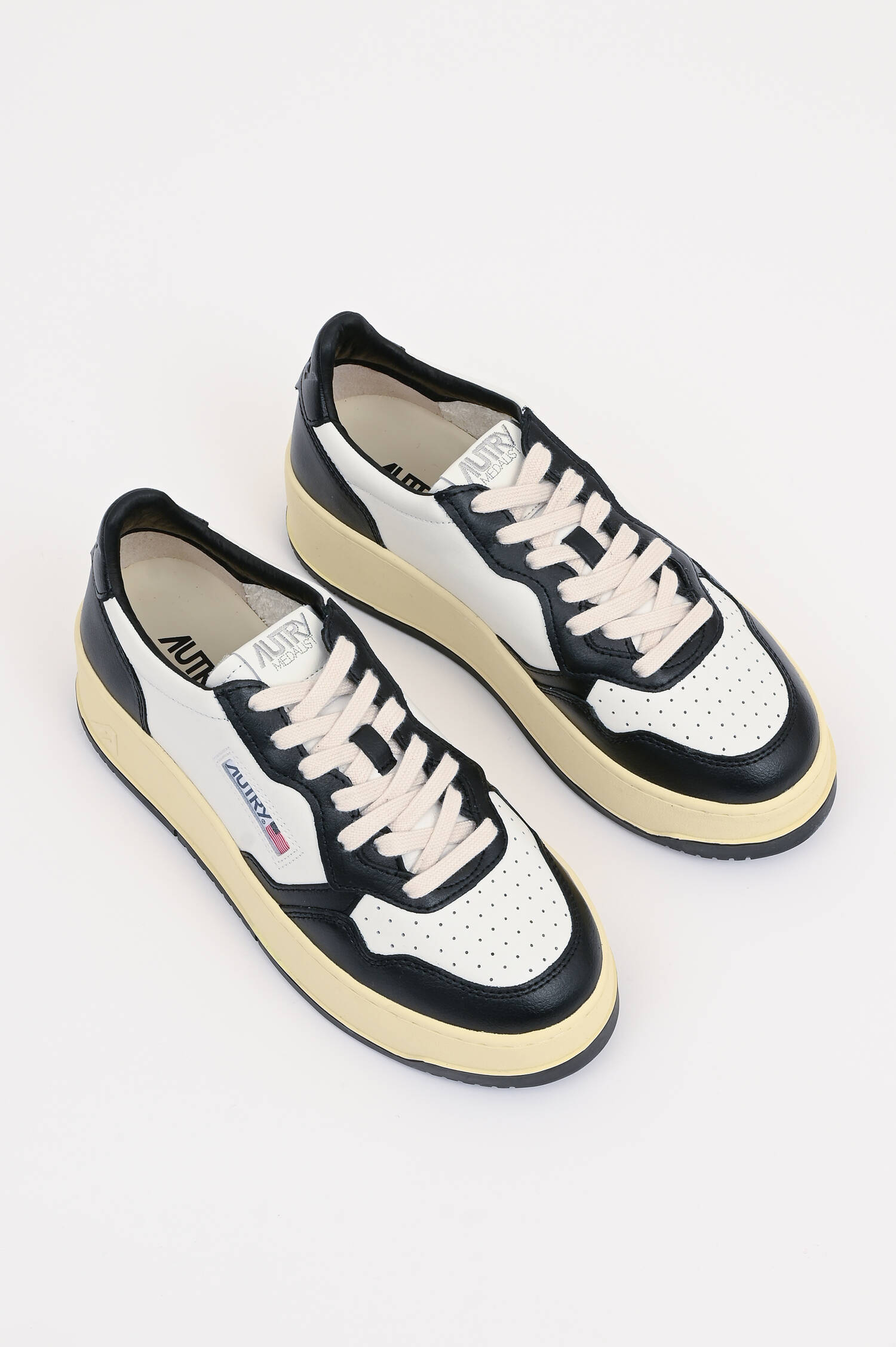 Sneaker PLATFORM LOW in Schwarz/Weiß