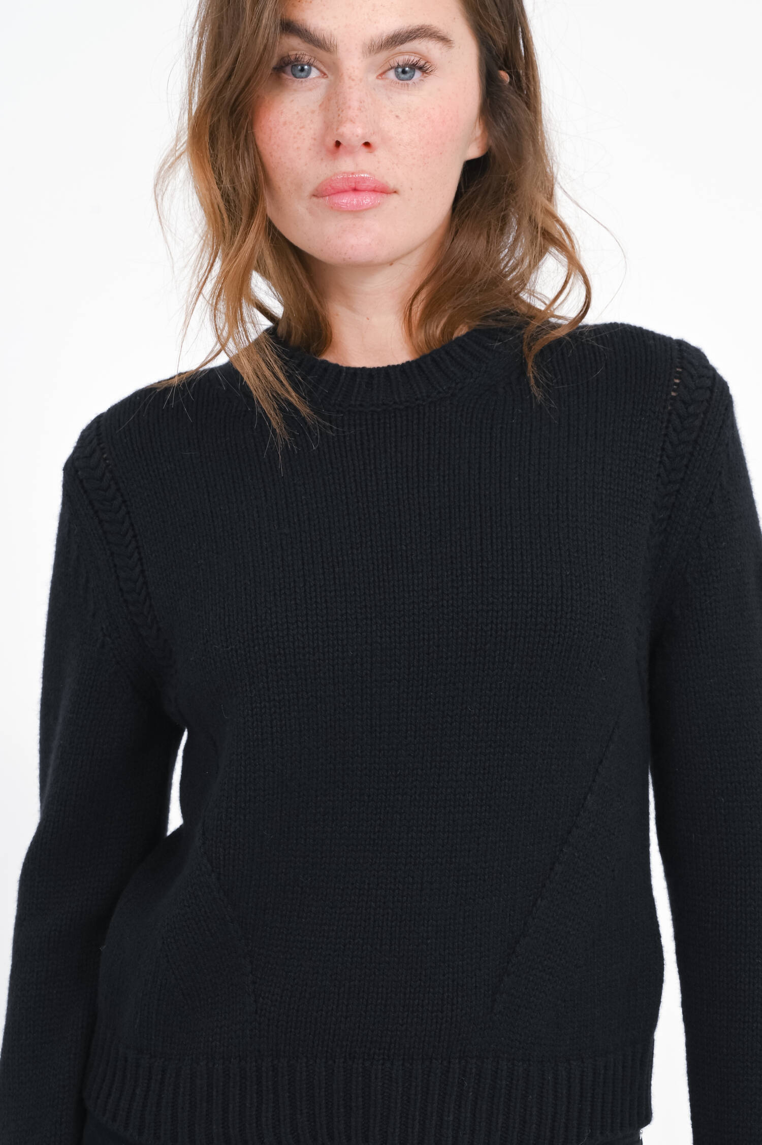 Woll-Mix-Pullover in Schwarz Woll-Mix-Pullover in Schwarz