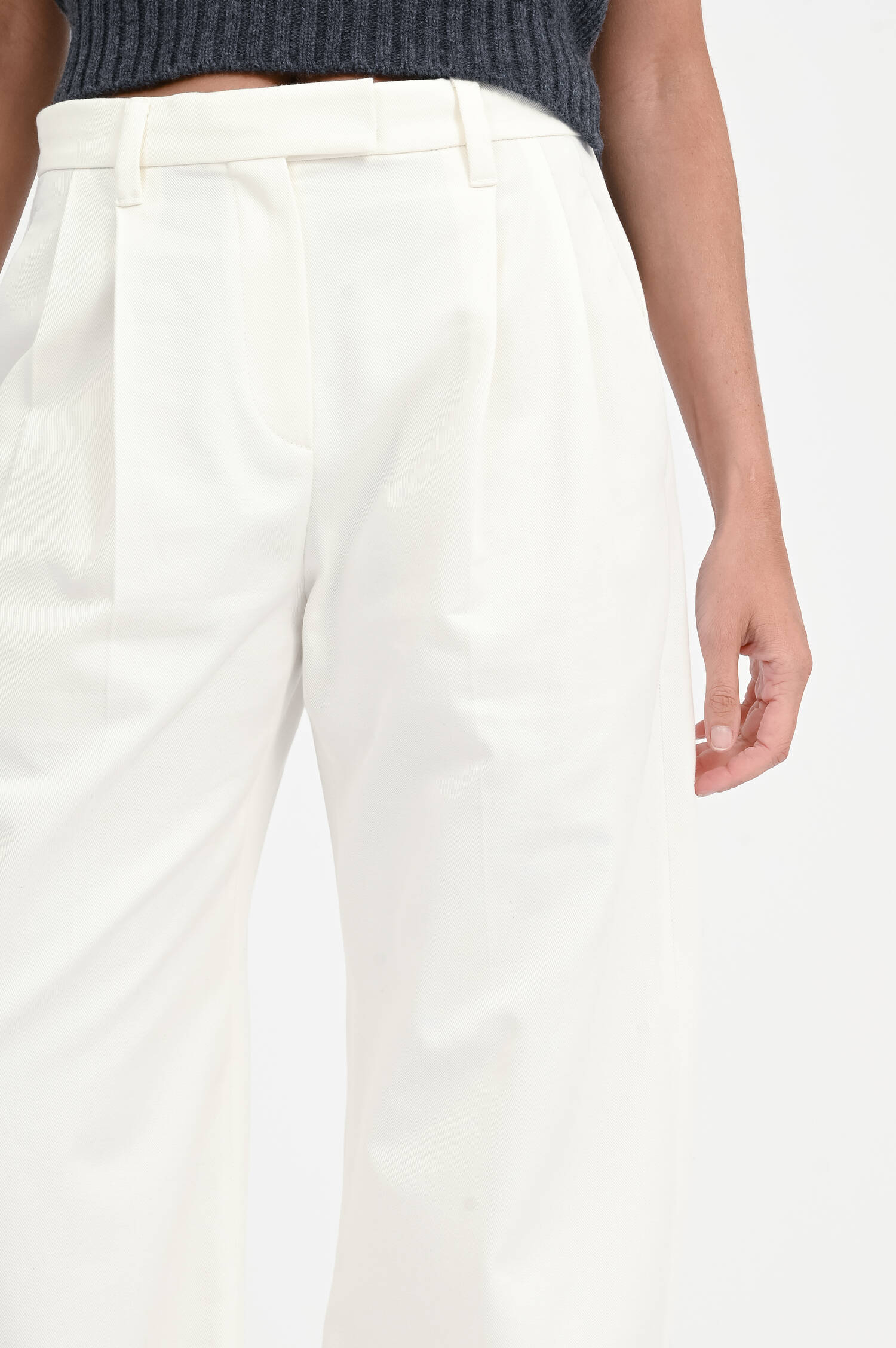 Wide-Leg Hose mit Bundfalten in Bianco Lane