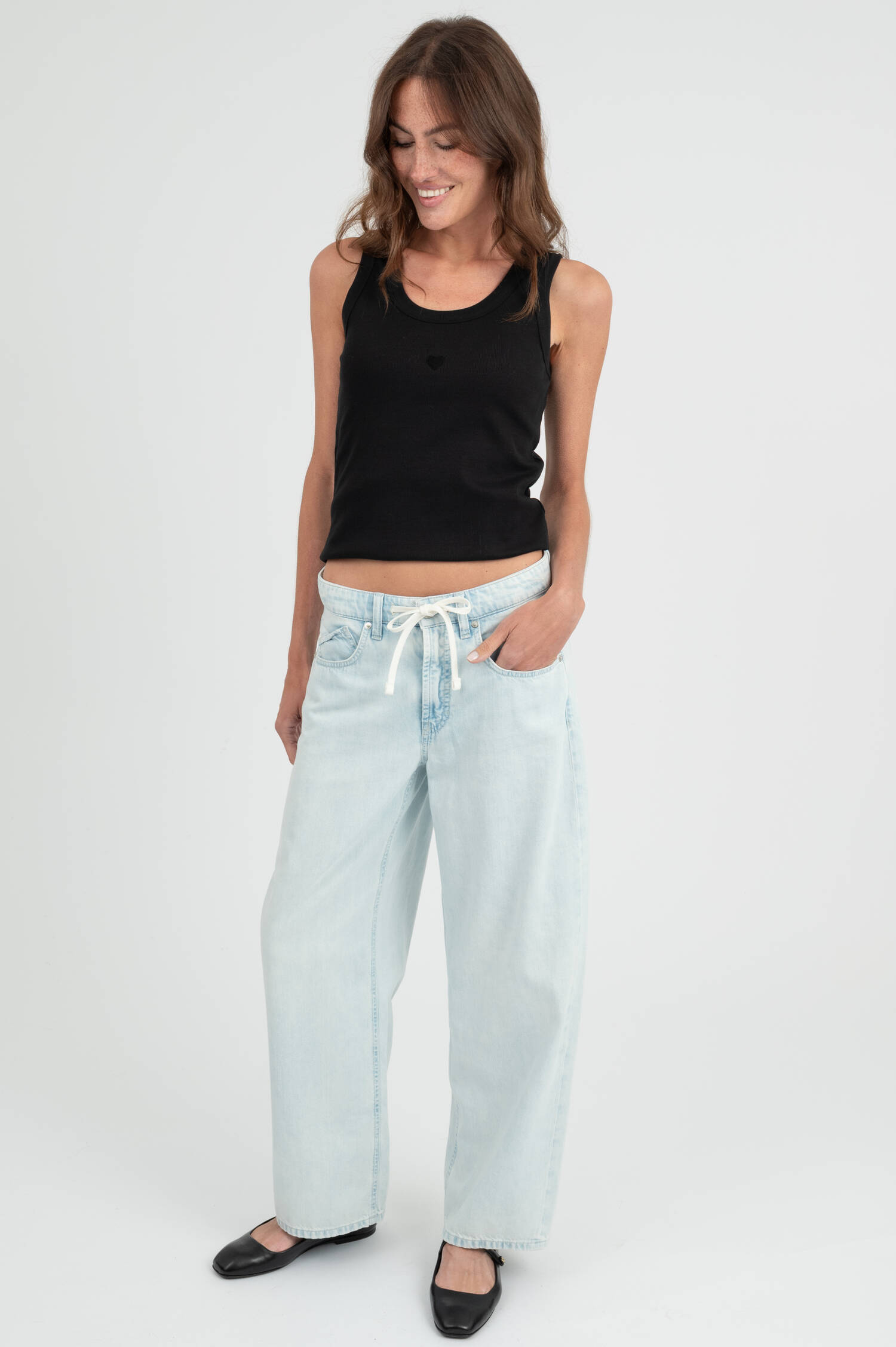 Baggy Jeans in Frosted-Fade-Blue