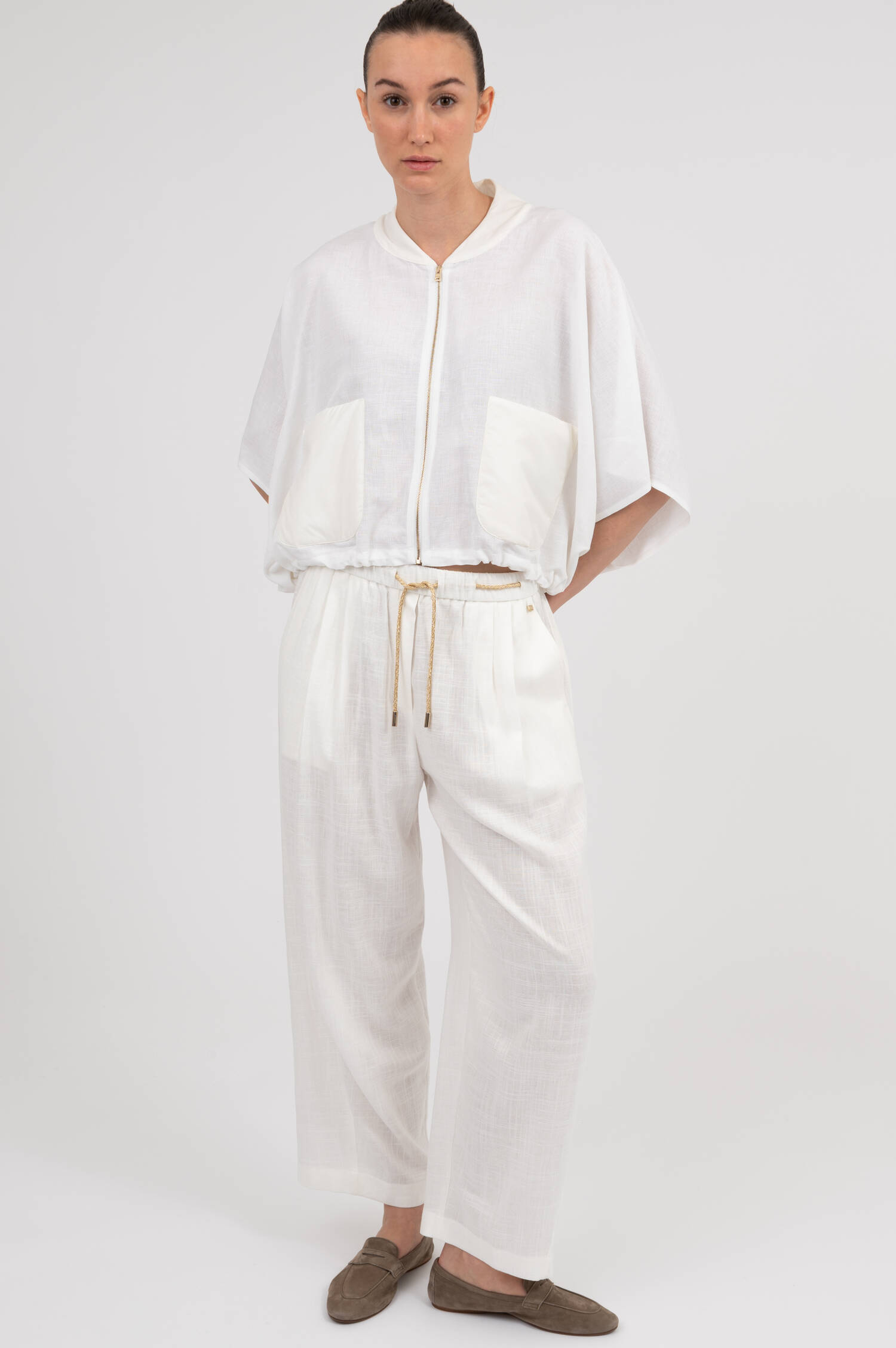 Bundfaltenschlupfhose aus Viskosemix in Weiß