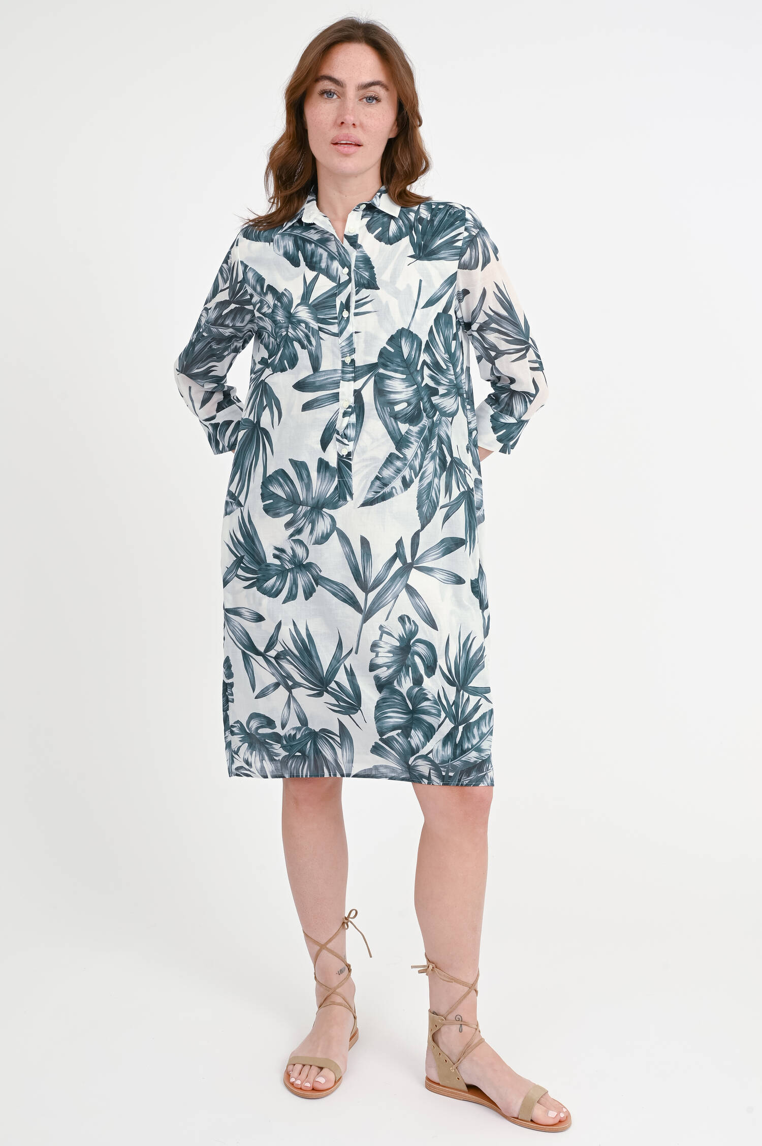 Baumwollkleid in Tea Jungle Baumwollkleid in Tea Jungle