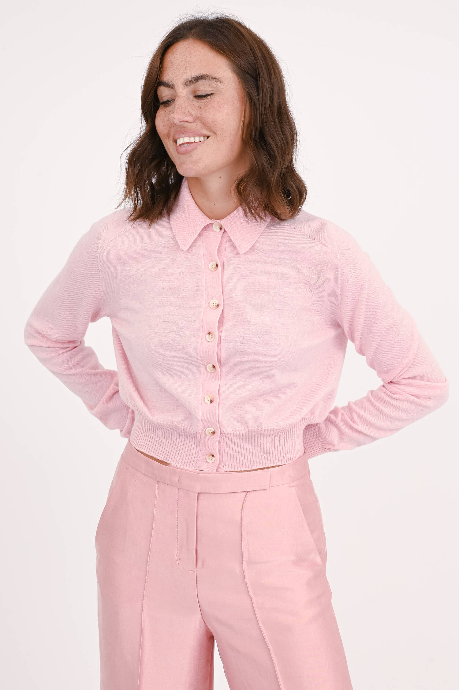 Feinstrickweste mit Pelzkragen in Soft Pink