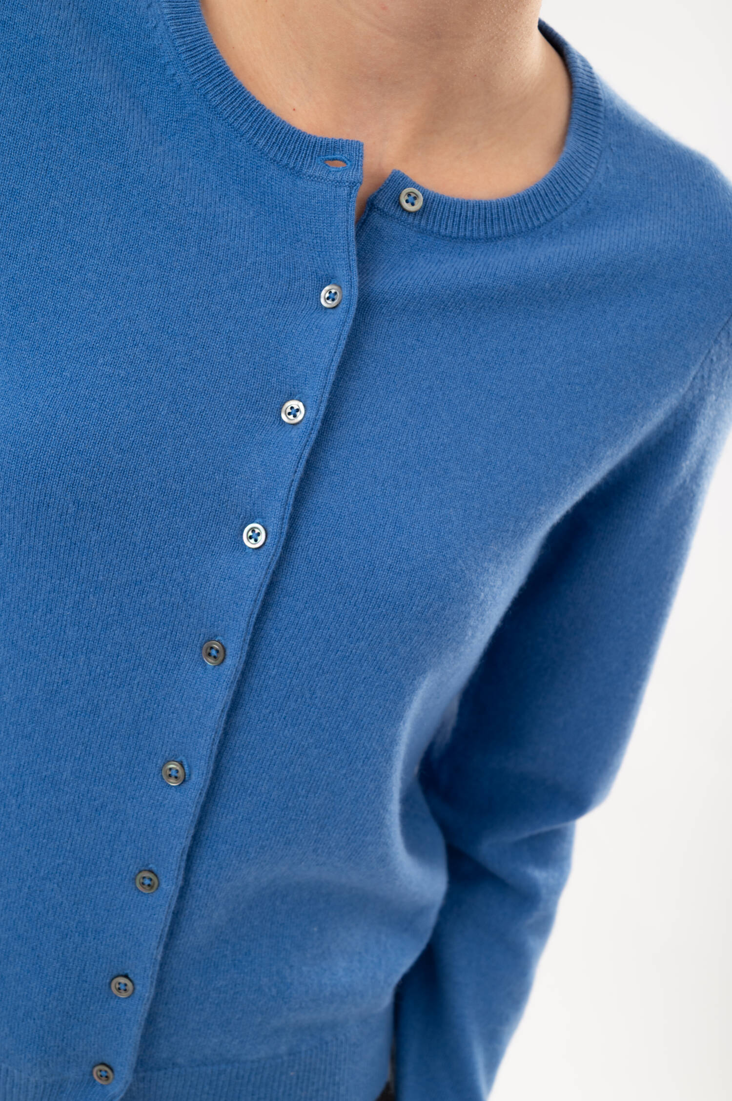 Cashmere-Cardigan in Azurblau Cashmere-Cardigan in Azurblau