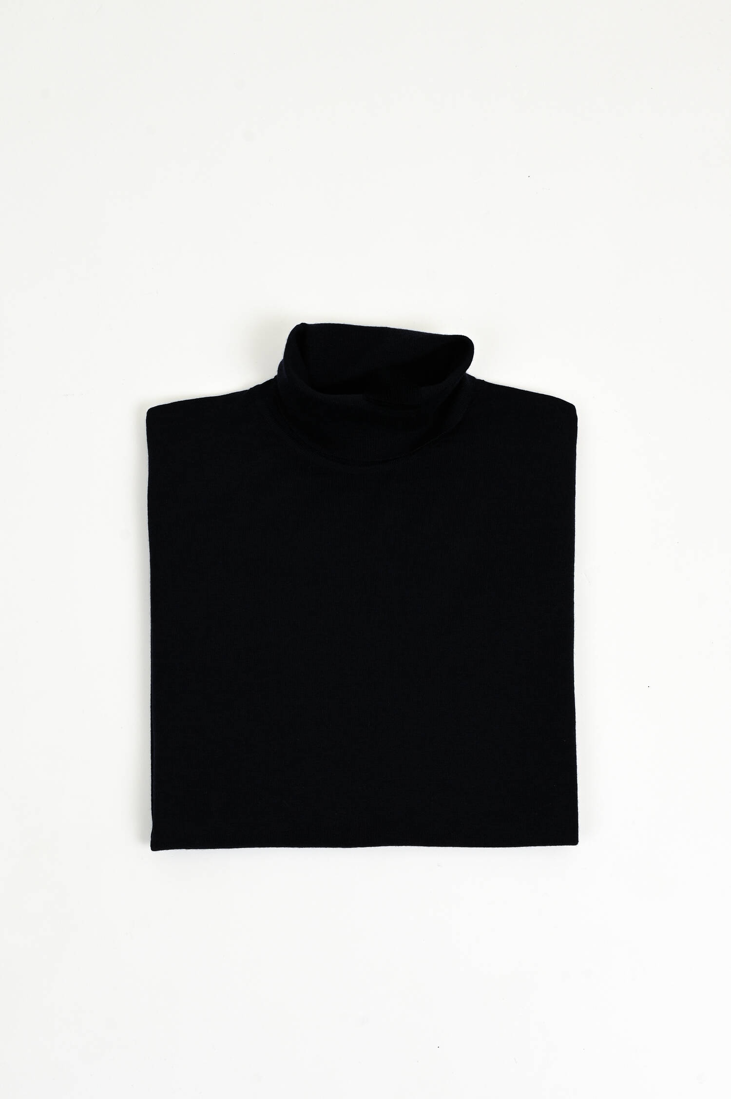 Rollkragenpullover aus Wolle-Seide-Mix in Navy