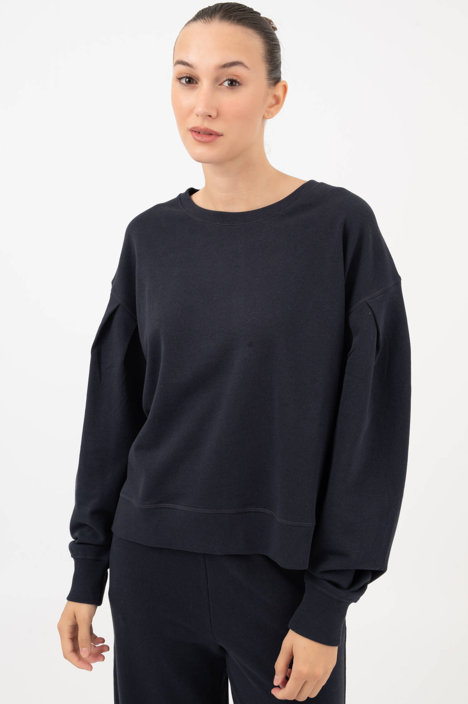 Sweater LILIA in Navy Sweater LILIA in Navy