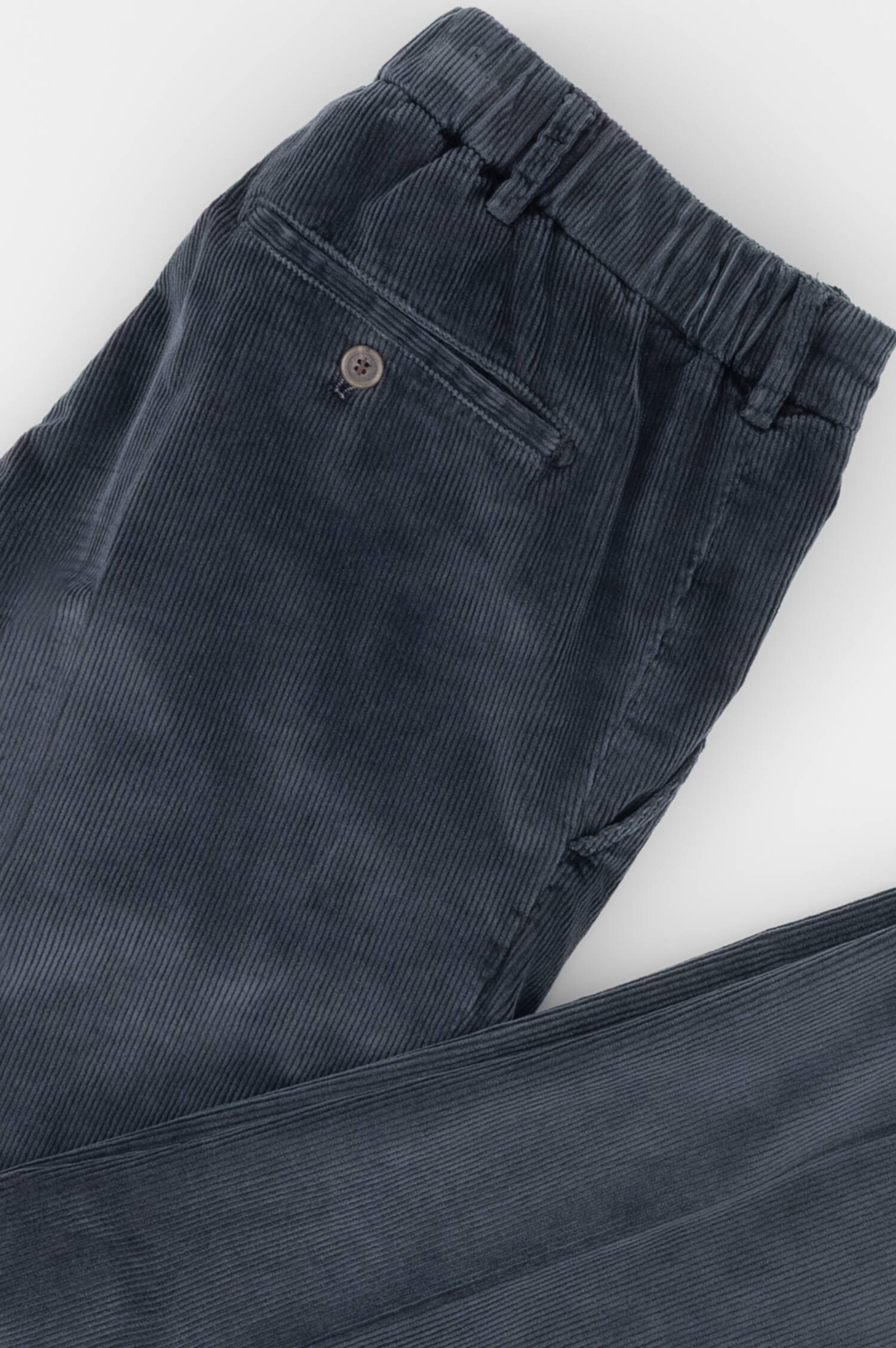 Cordhose mit Tunnelzug in Frosted Black Cordhose mit Tunnelzug in Frosted Black
