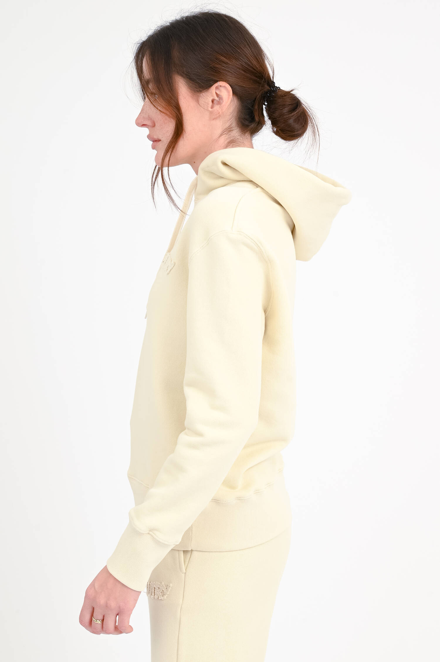 Hoodie mit Logo-Stickerei in Vanille Hoodie mit Logo-Stickerei in Vanille