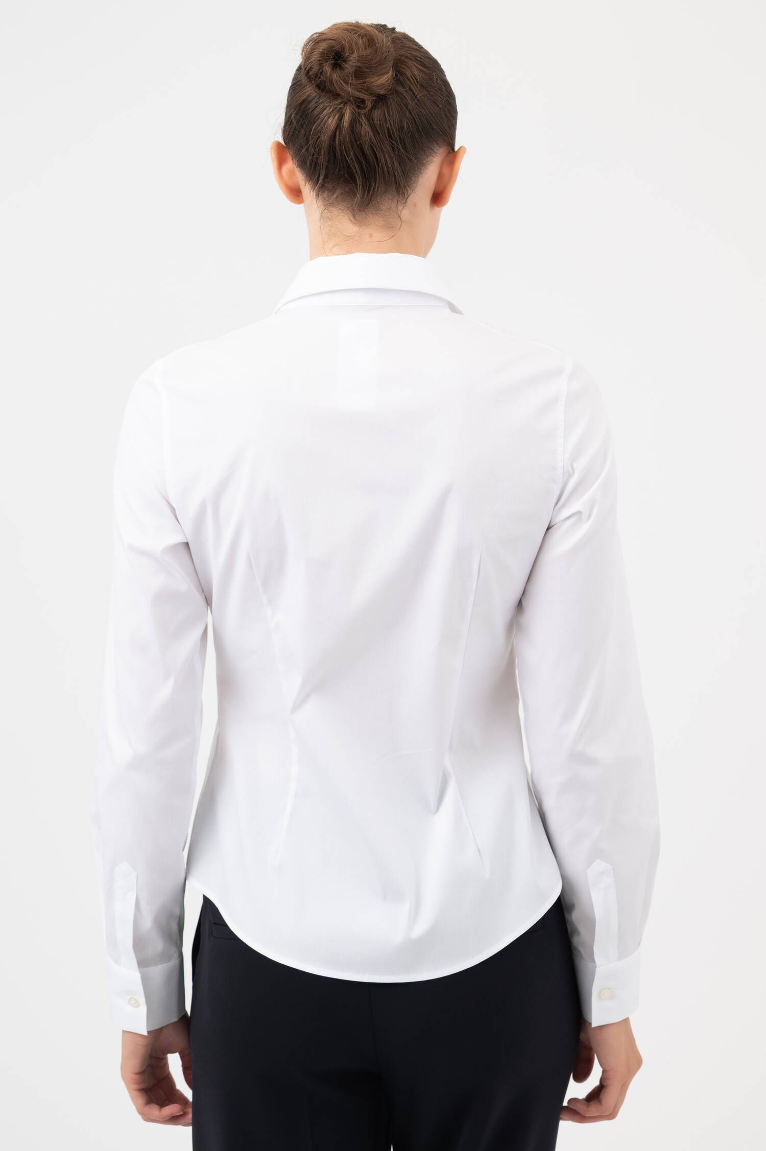 Taillierte Bluse in Weiß