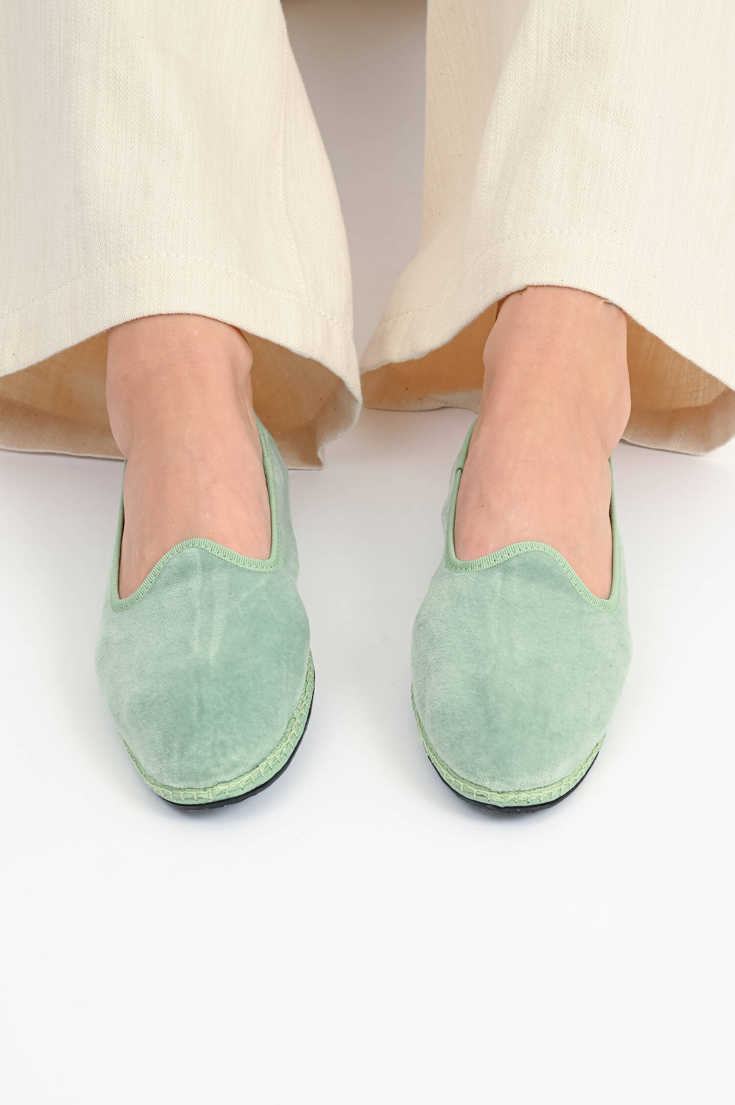 Samt-Loafer in hellem Mint