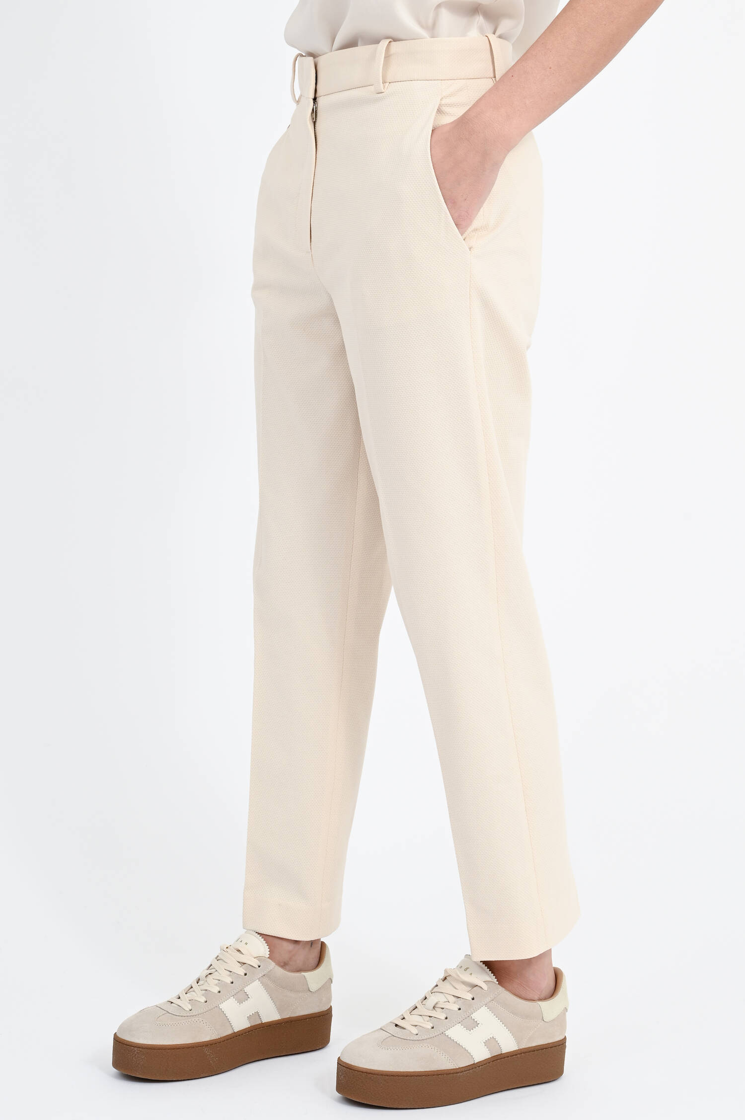 Hose mit schmalem Bein in Sugar