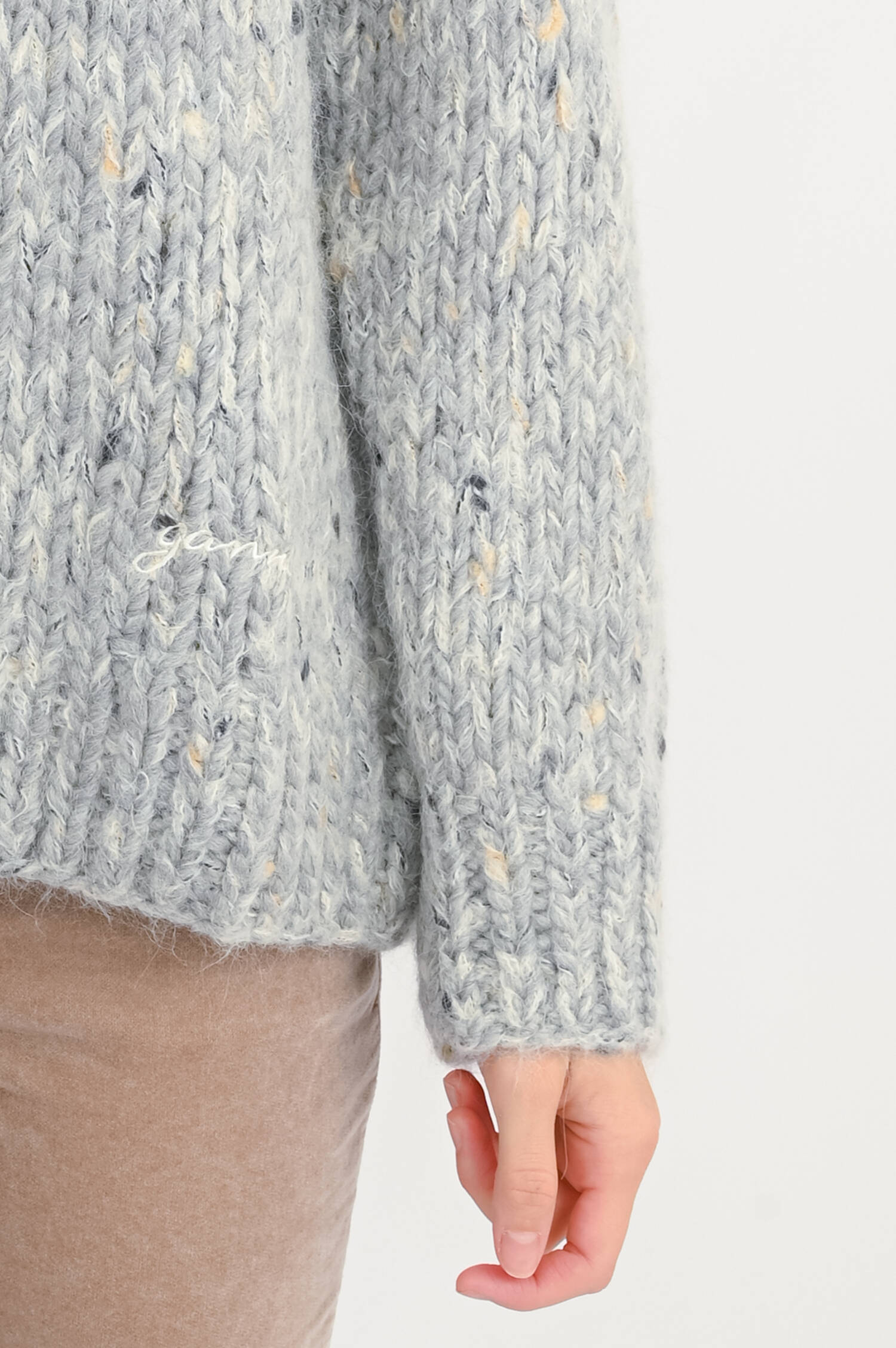 Pullover mit überkreuztem Rücken in Grau-Melange