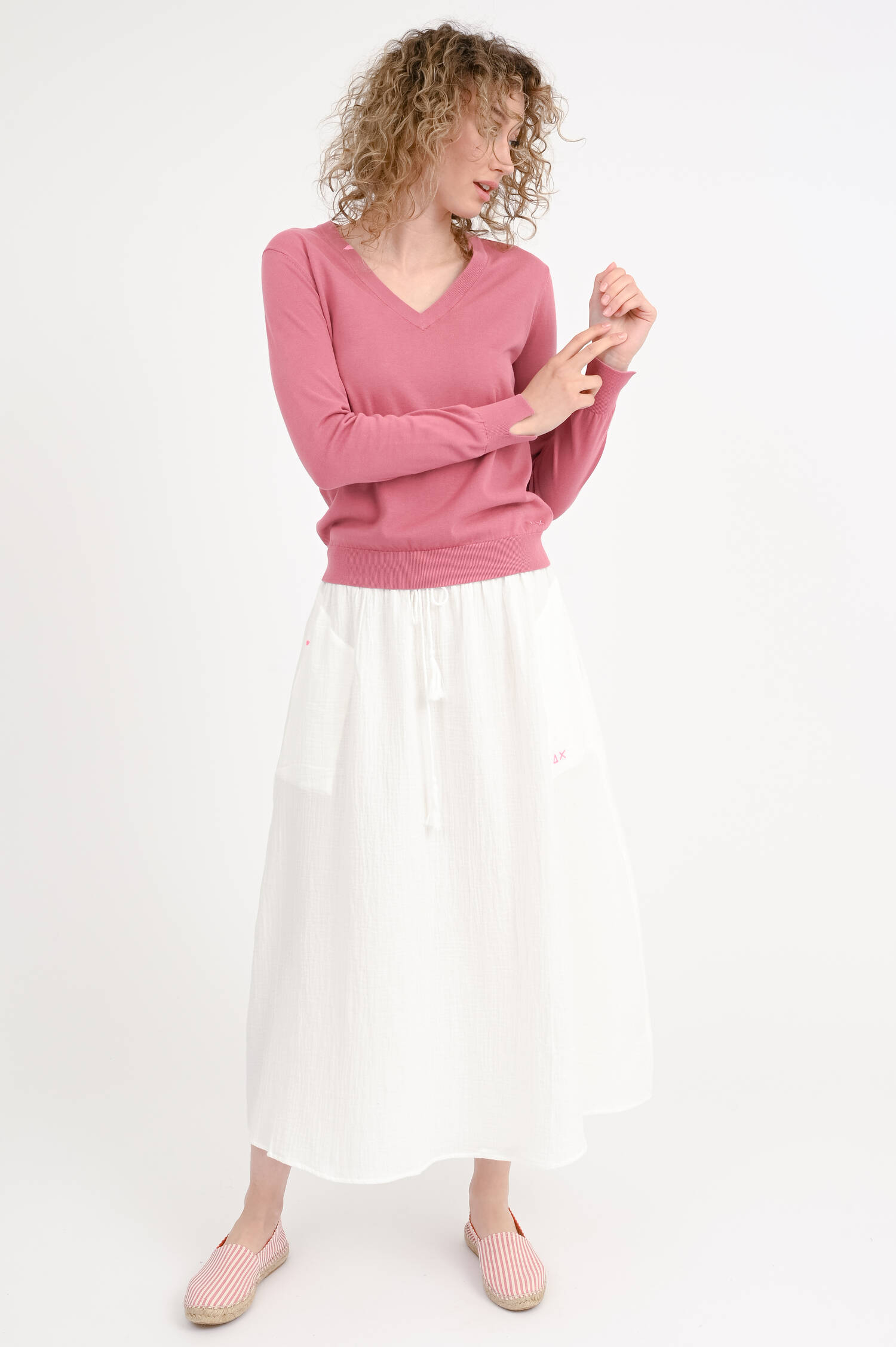 Pullover mit V-Ausschnitt in Rosa Scuro Pullover mit V-Ausschnitt in Rosa Scuro