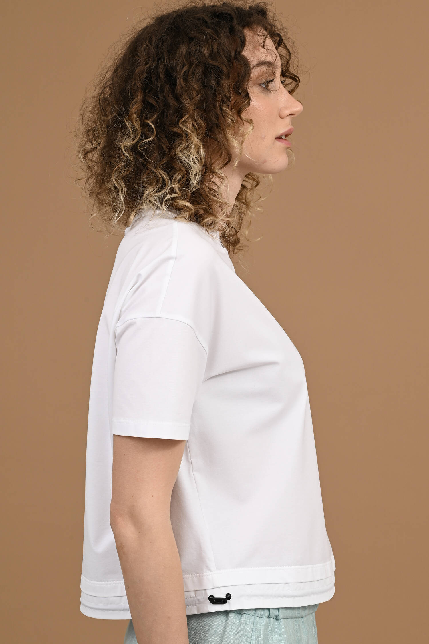 Boxy T-Shirt mit Doppelsaum und Kordelzug in Weiß Boxy T-Shirt mit Doppelsaum und Kordelzug in Weiß