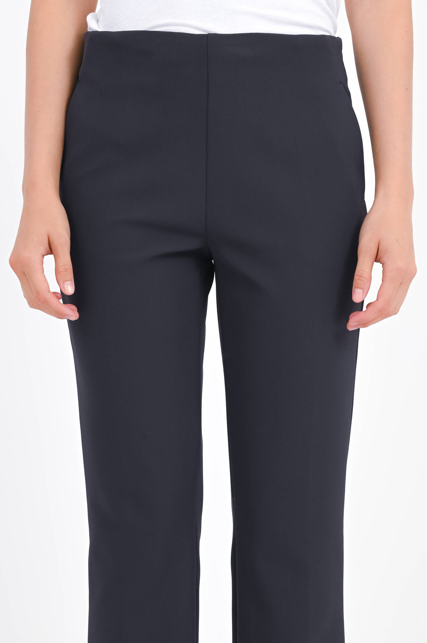 Klassische Hose mit Kick in Granite