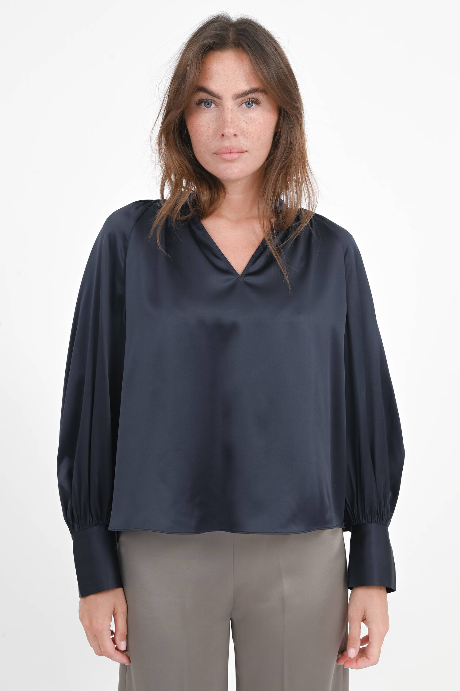 Seidenbluse in Marino Seidenbluse in Marino