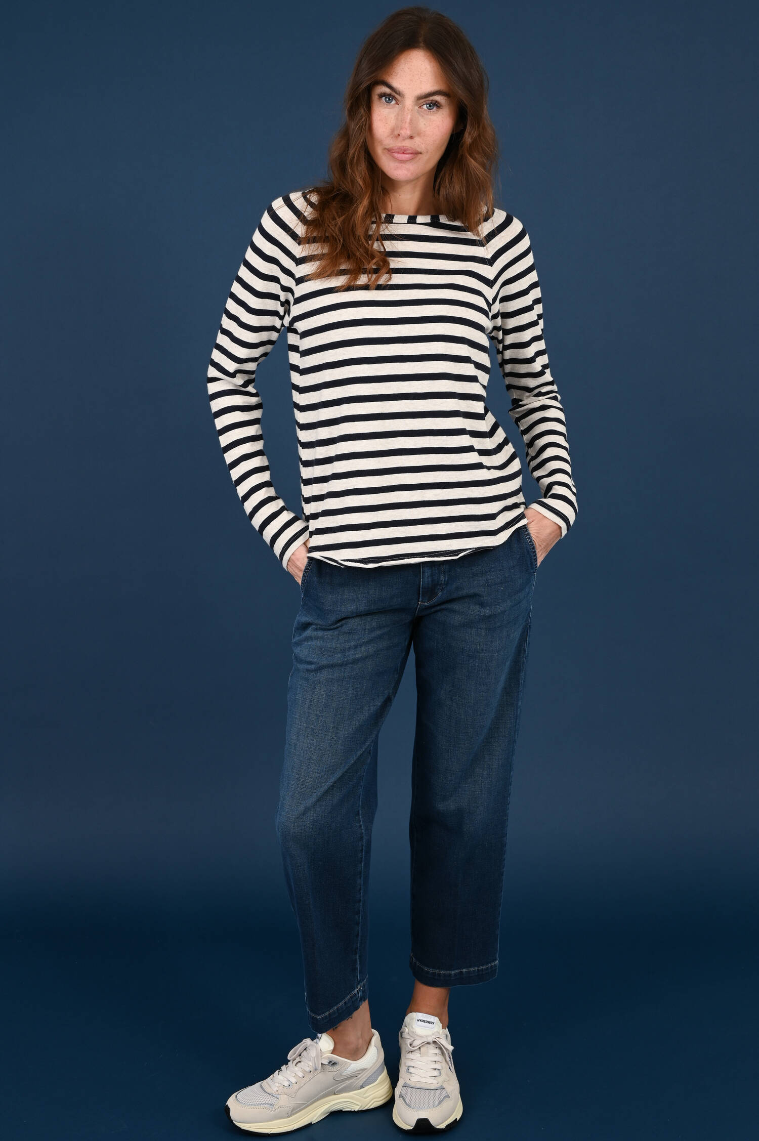 Langarm Raglan Ringel T-Shirt in Light Beige/Navy Langarm Raglan Ringel T-Shirt in Light Beige/Navy