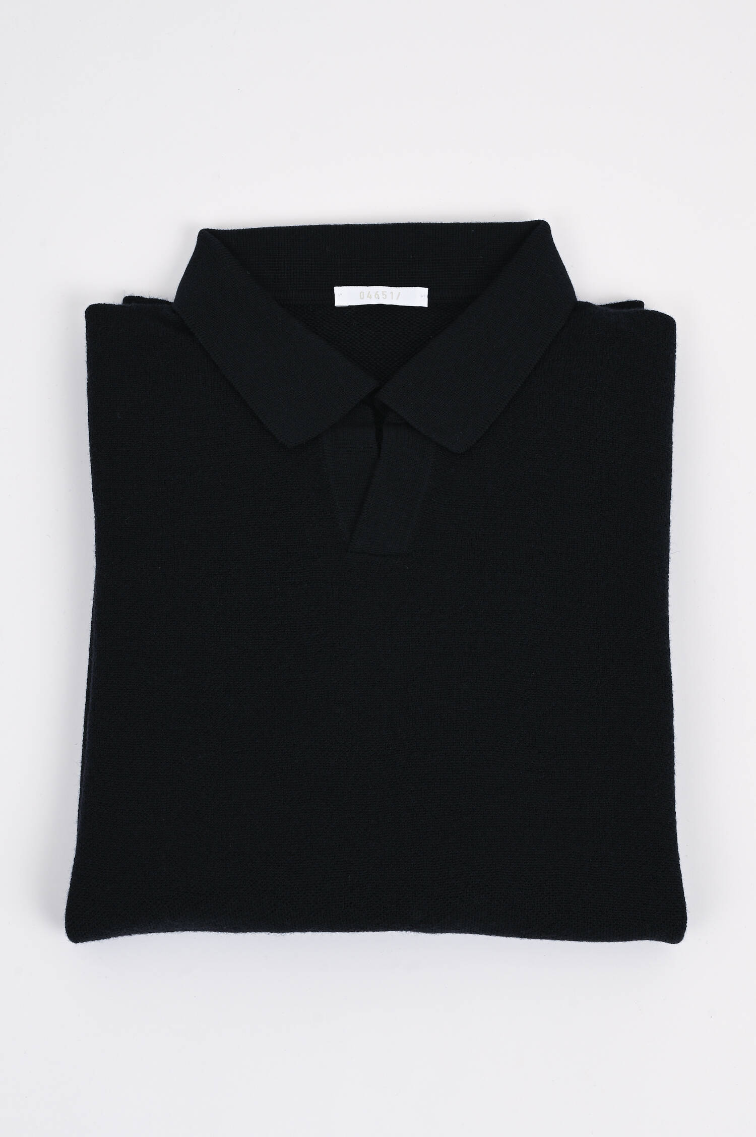 Strickpolo OYSTER aus Merinowolle in Navy Strickpolo OYSTER aus Merinowolle in Navy