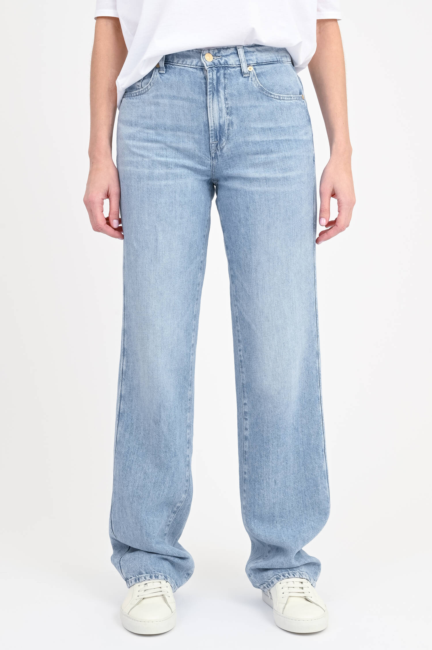 Wide Leg Denim TESS KANSAS in Hellblau Wide Leg Denim TESS KANSAS in Hellblau