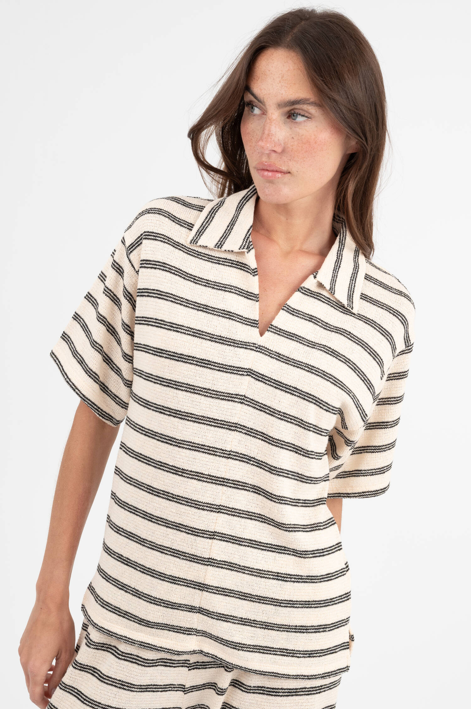 Strick Poloshirt in Ecru/Schwarz