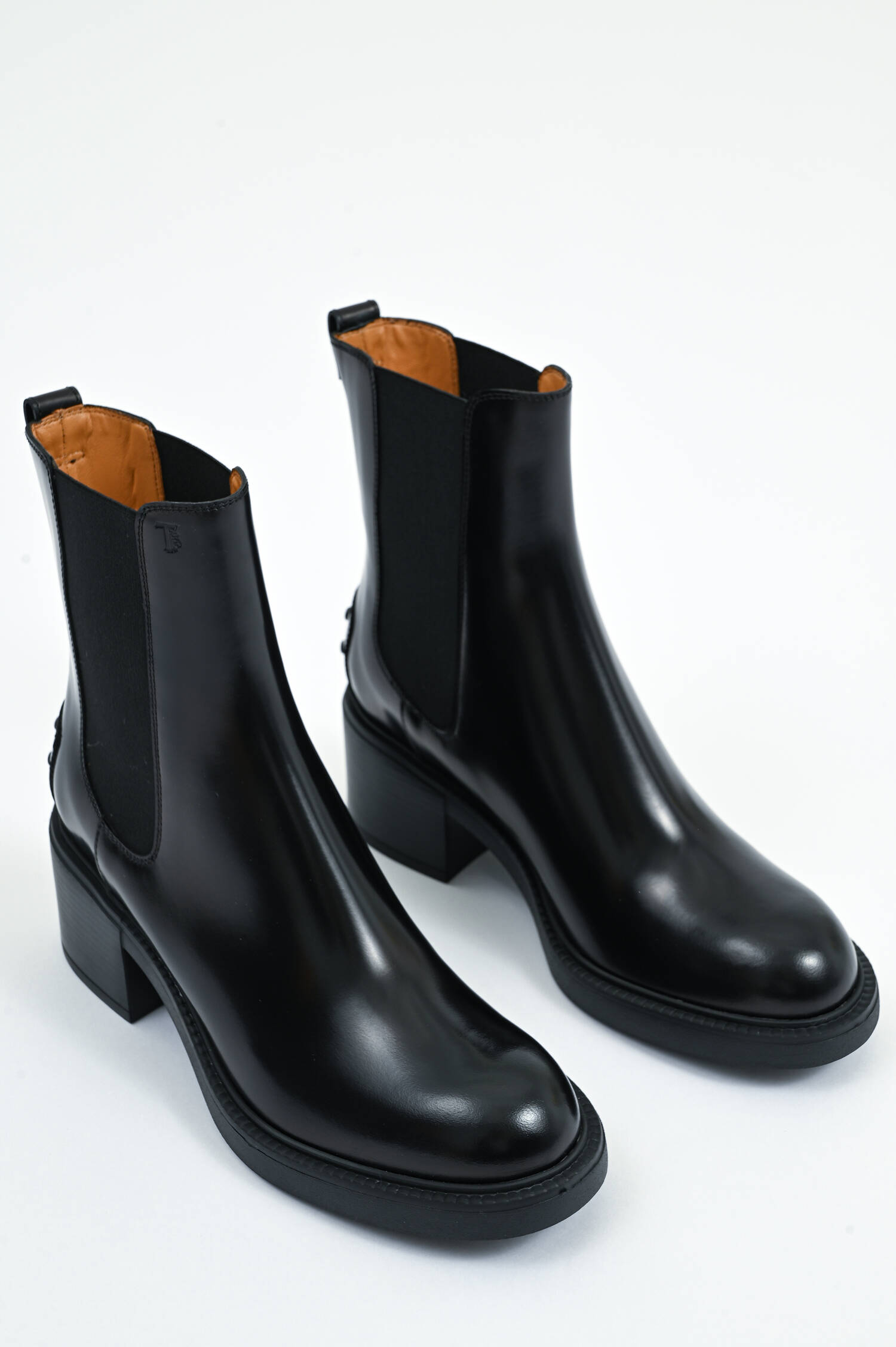 Stiefelette mit Blockabsatz in Schwarz Stiefelette mit Blockabsatz in Schwarz