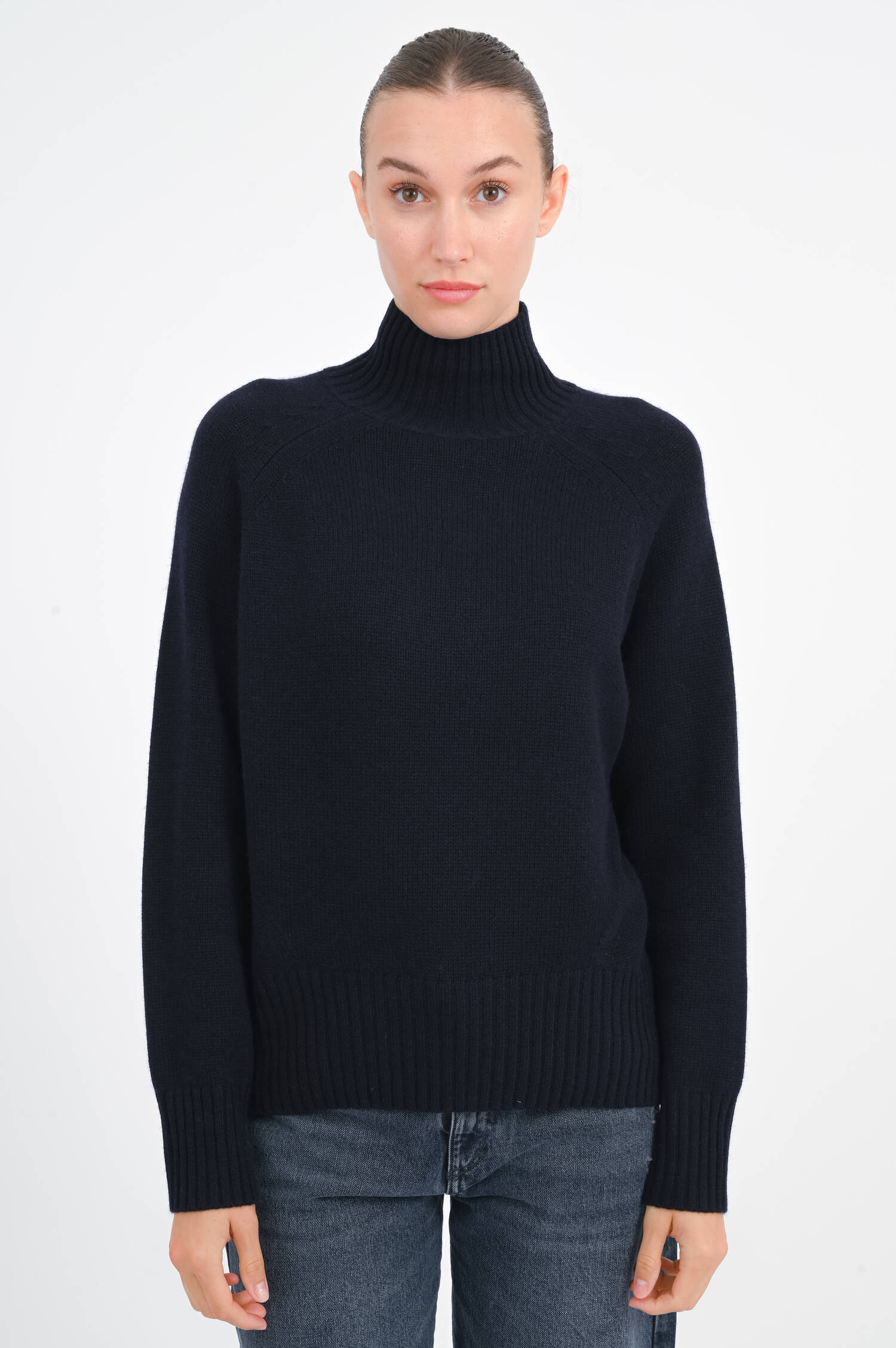 Turtleneck-Pullover aus Cashmere-Woll-Mix in Navy