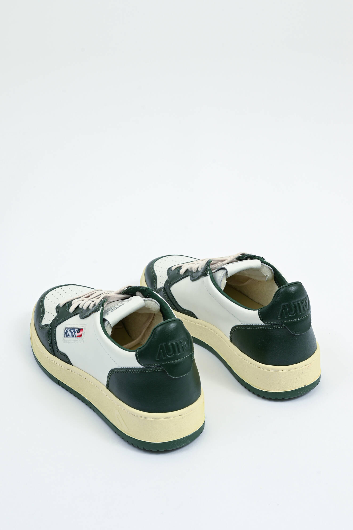  Sneaker MEDALIST LOW in Weiß/Dark Green