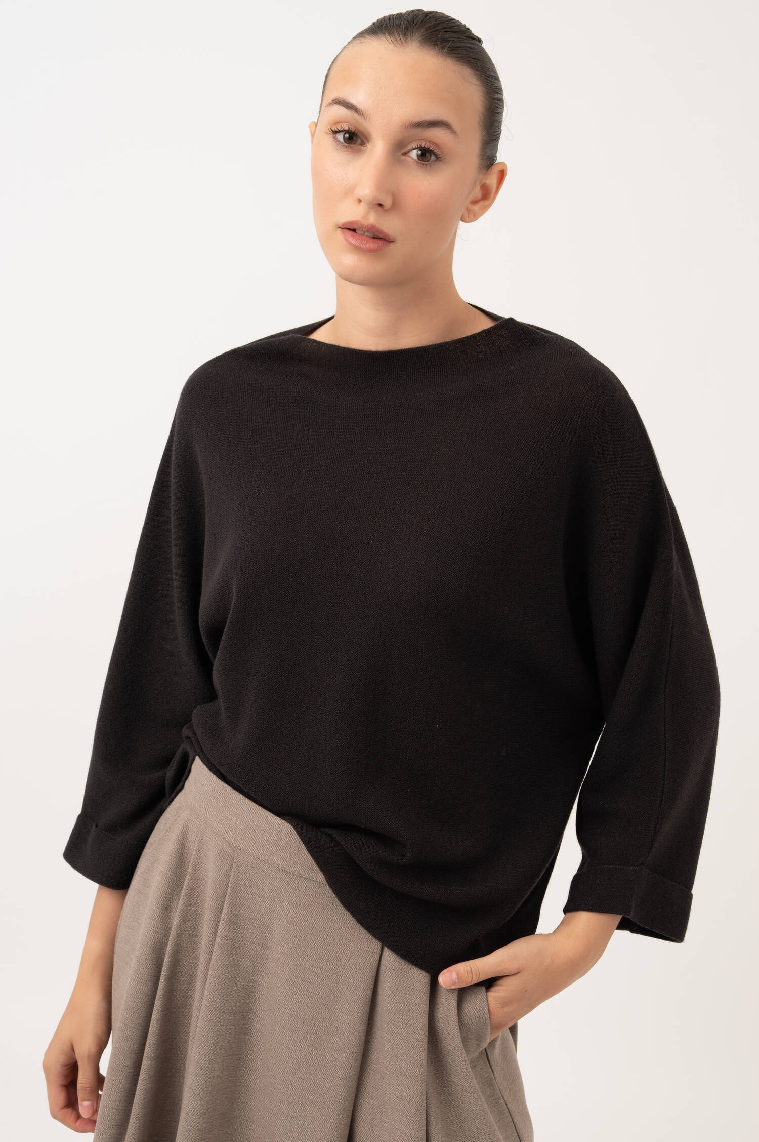Woll-Pullover mit dezentem Stehkragen in Braun Woll-Pullover mit dezentem Stehkragen in Braun