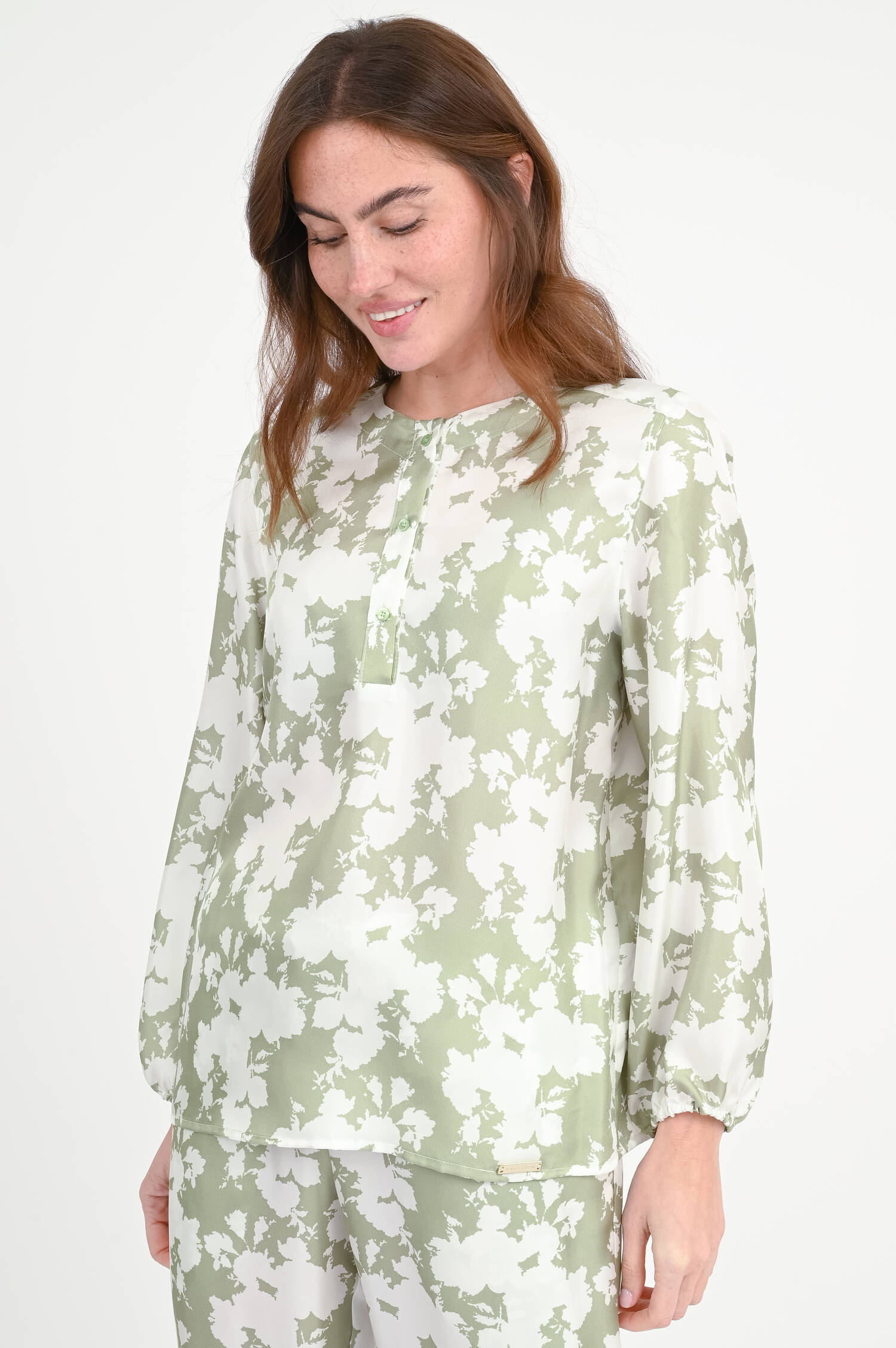 Bluse mit Blumenmuster in Eucalyptus