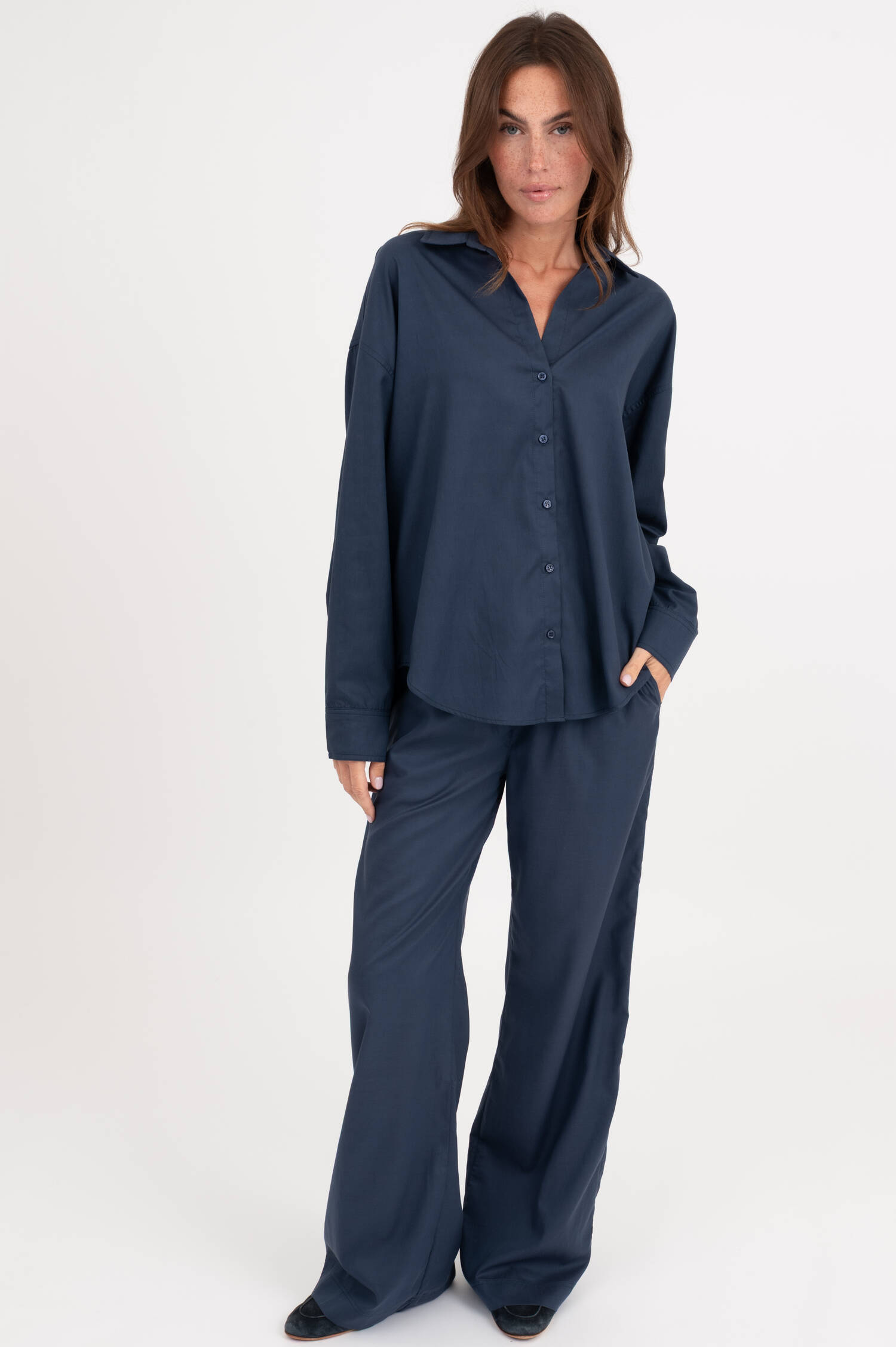 Lockere Bluse in Dunkelblau Lockere Bluse in Dunkelblau