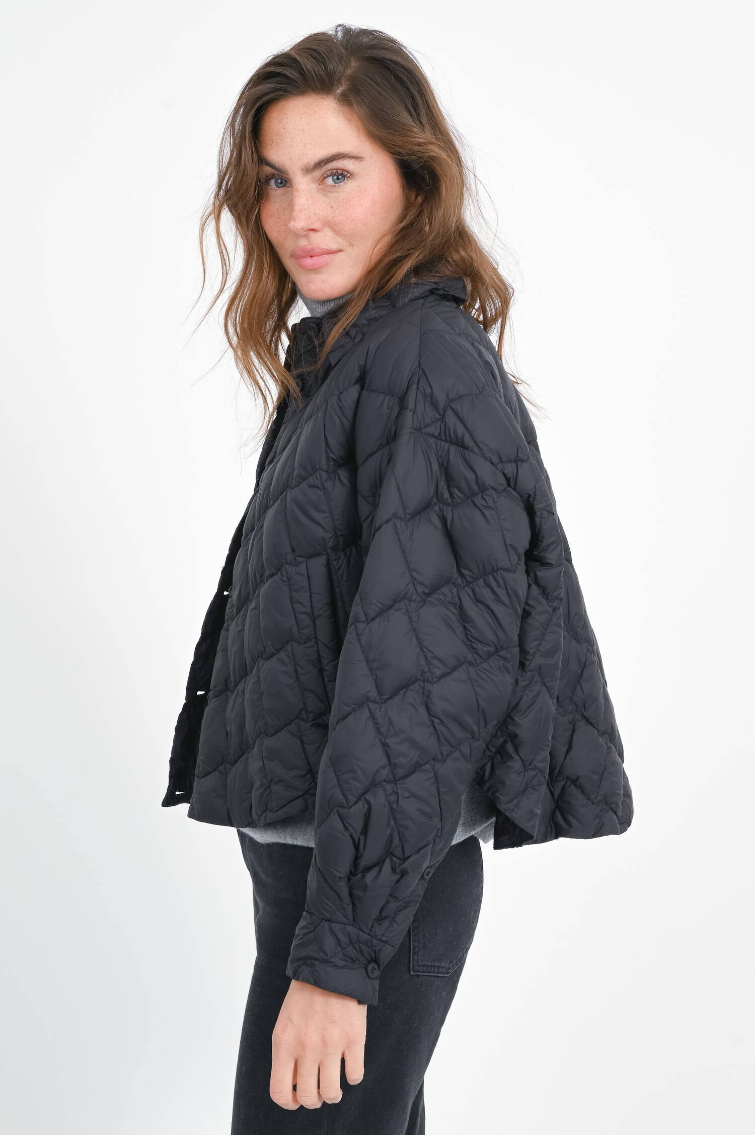 Daunenjacke mit Stepp-Optik in Black