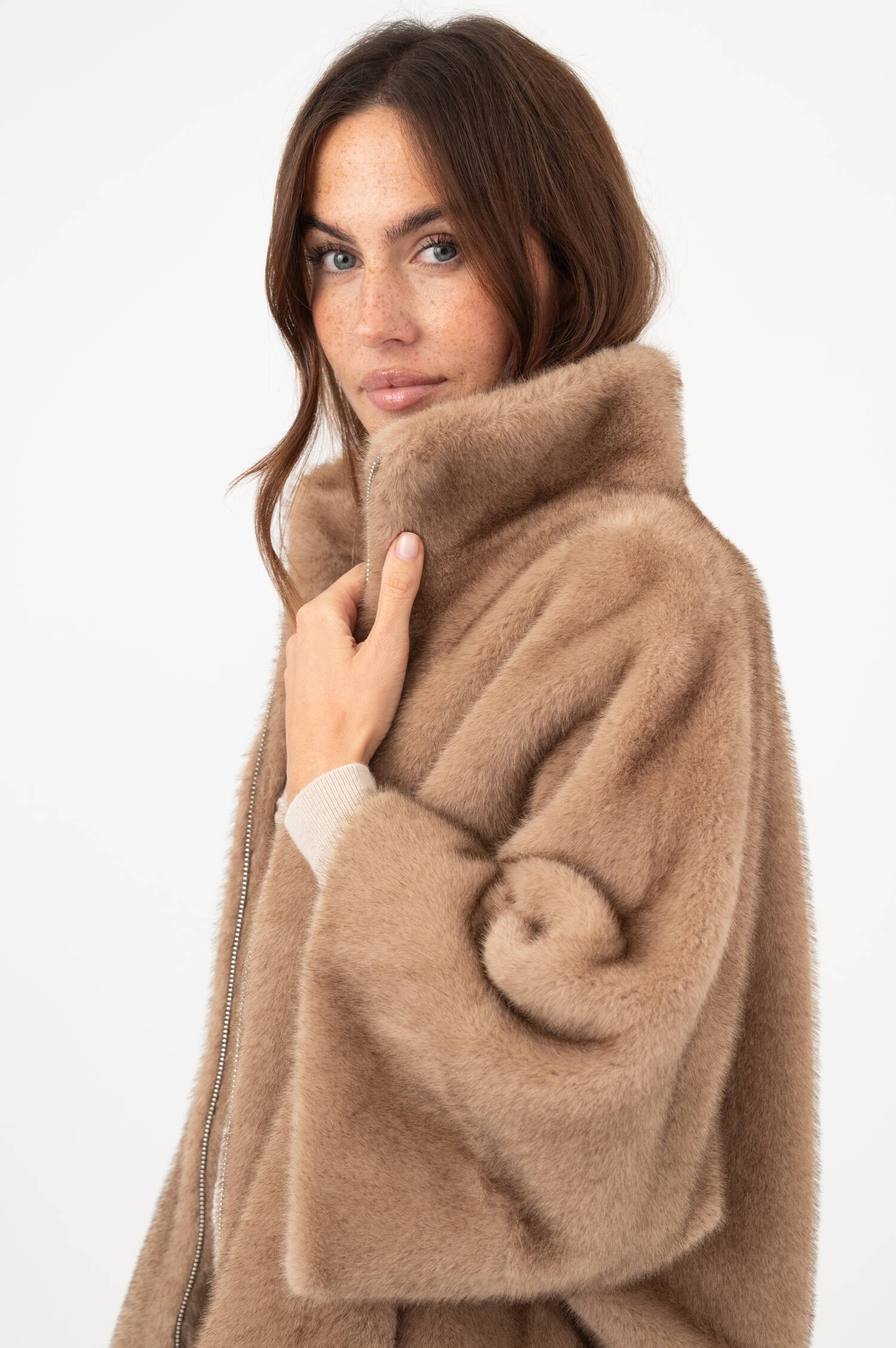 Faux-Fur-Jacke CHAMONIX in Hellbraun Faux-Fur-Jacke CHAMONIX in Hellbraun