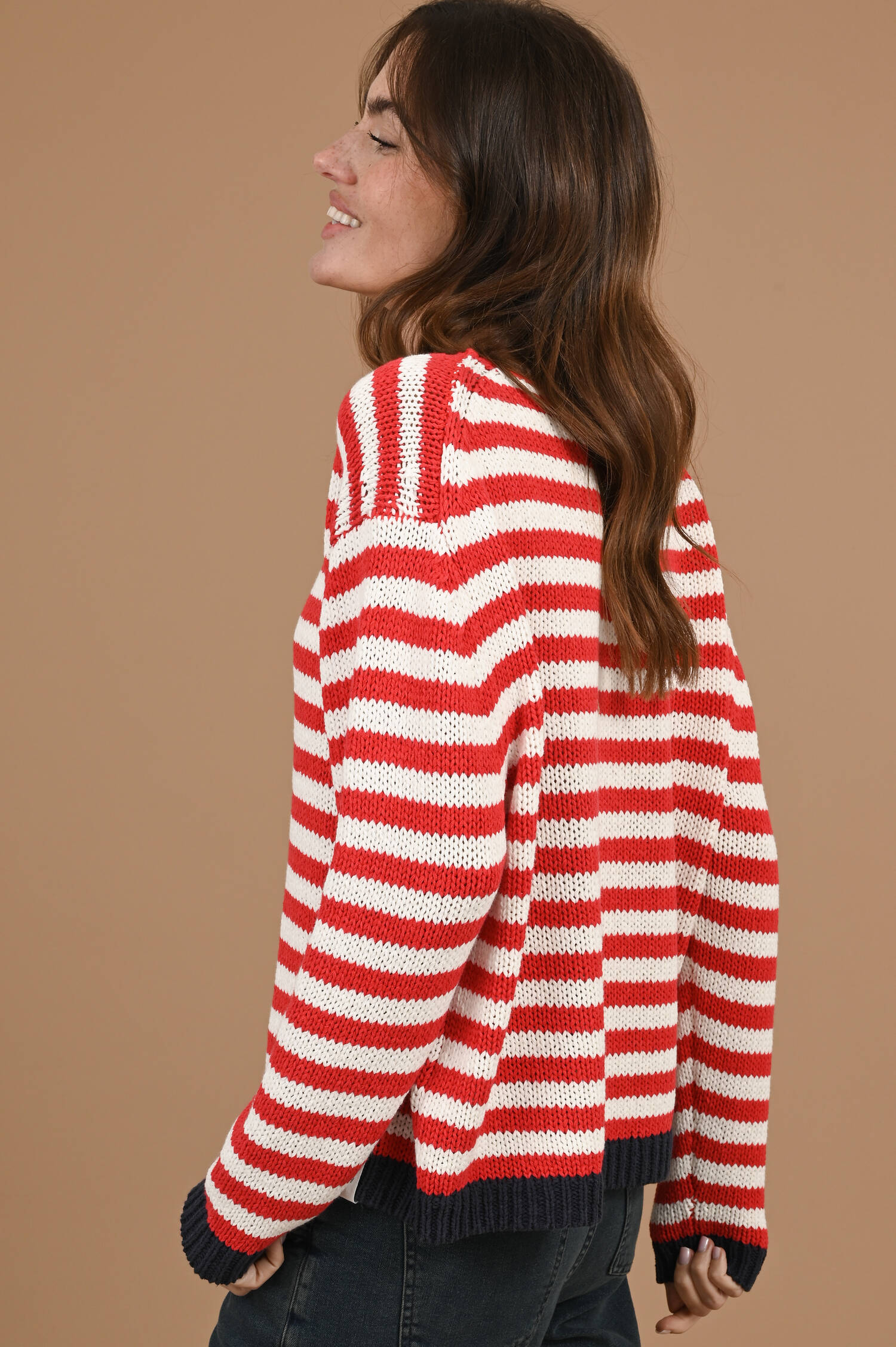 Grobstrick Sweater in Rot/Ecru gestreift