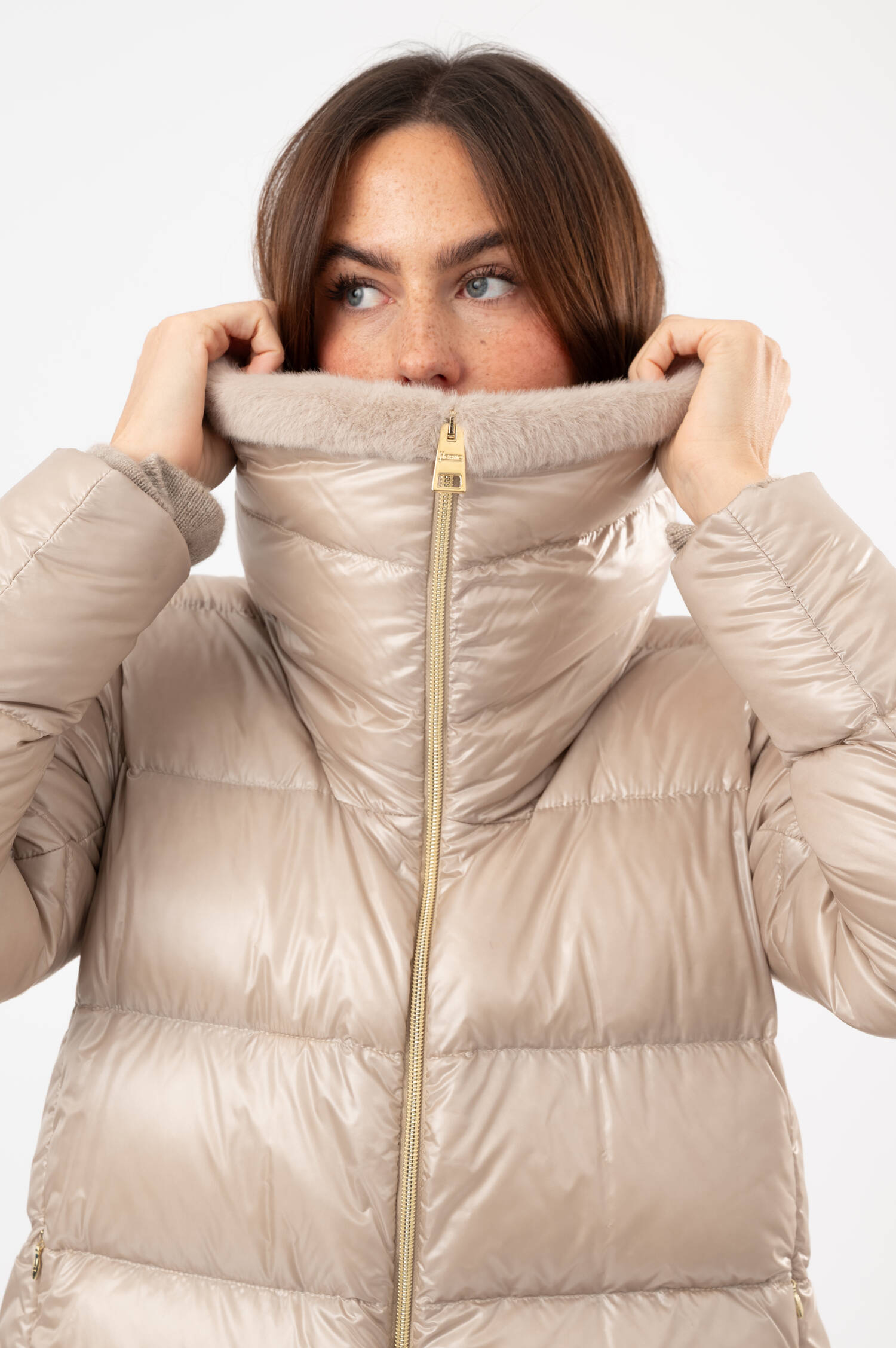 Daunenjacke in Beige Daunenjacke in Beige