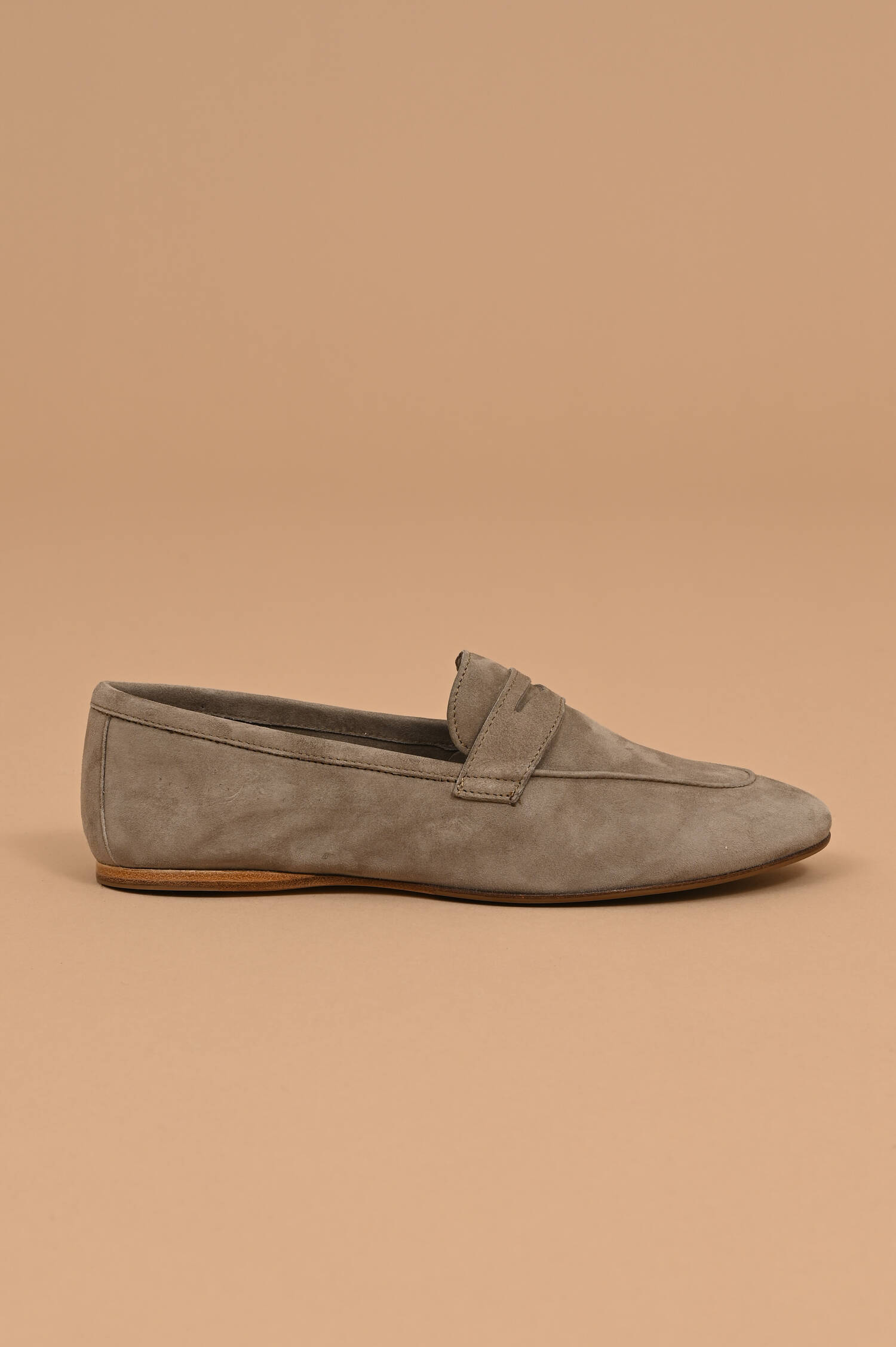 Veloursleder-Loafer in Beige Veloursleder-Loafer in Beige
