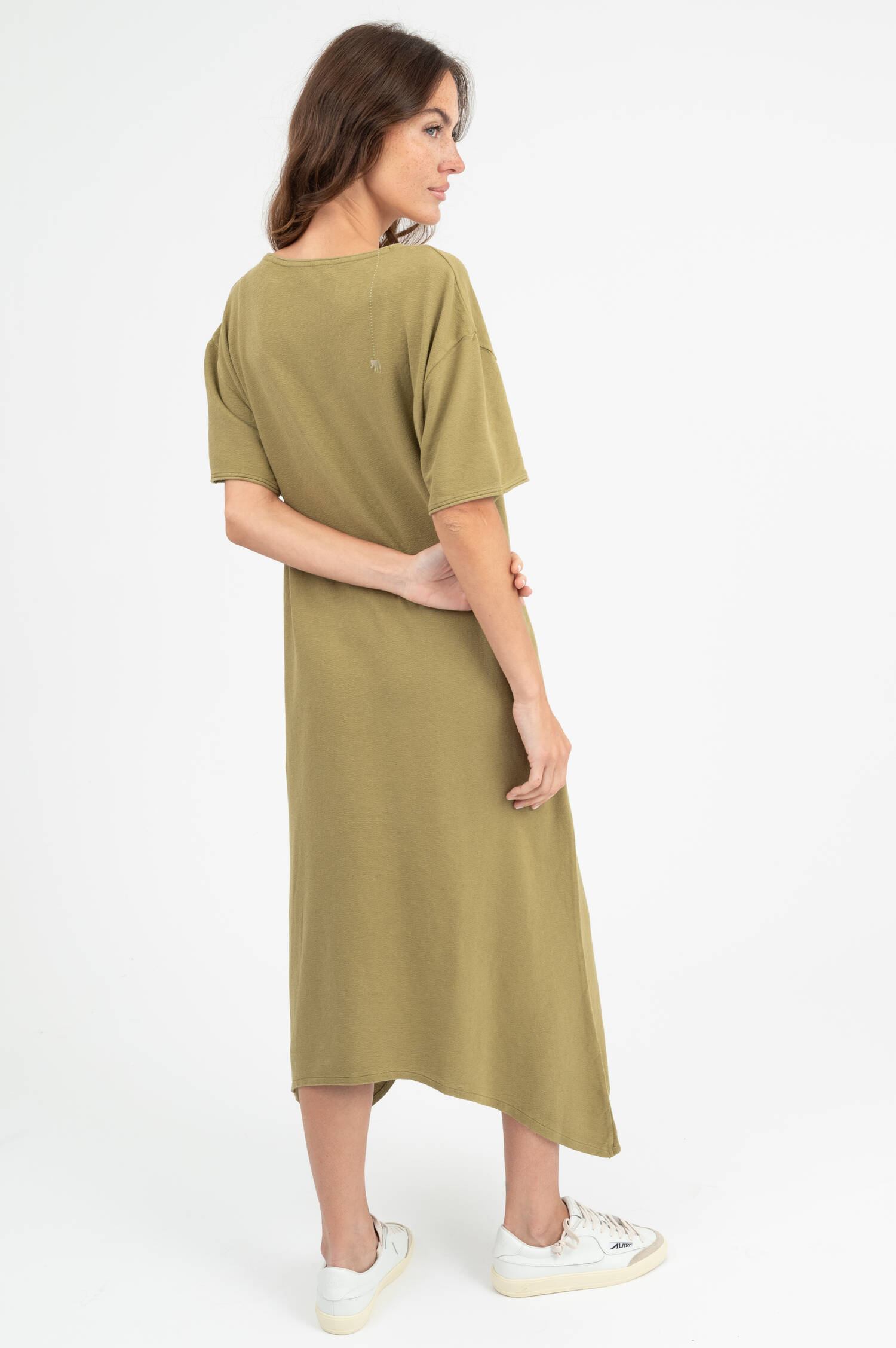Sweatkleid AVERA in Olivgrün Sweatkleid AVERA in Olivgrün