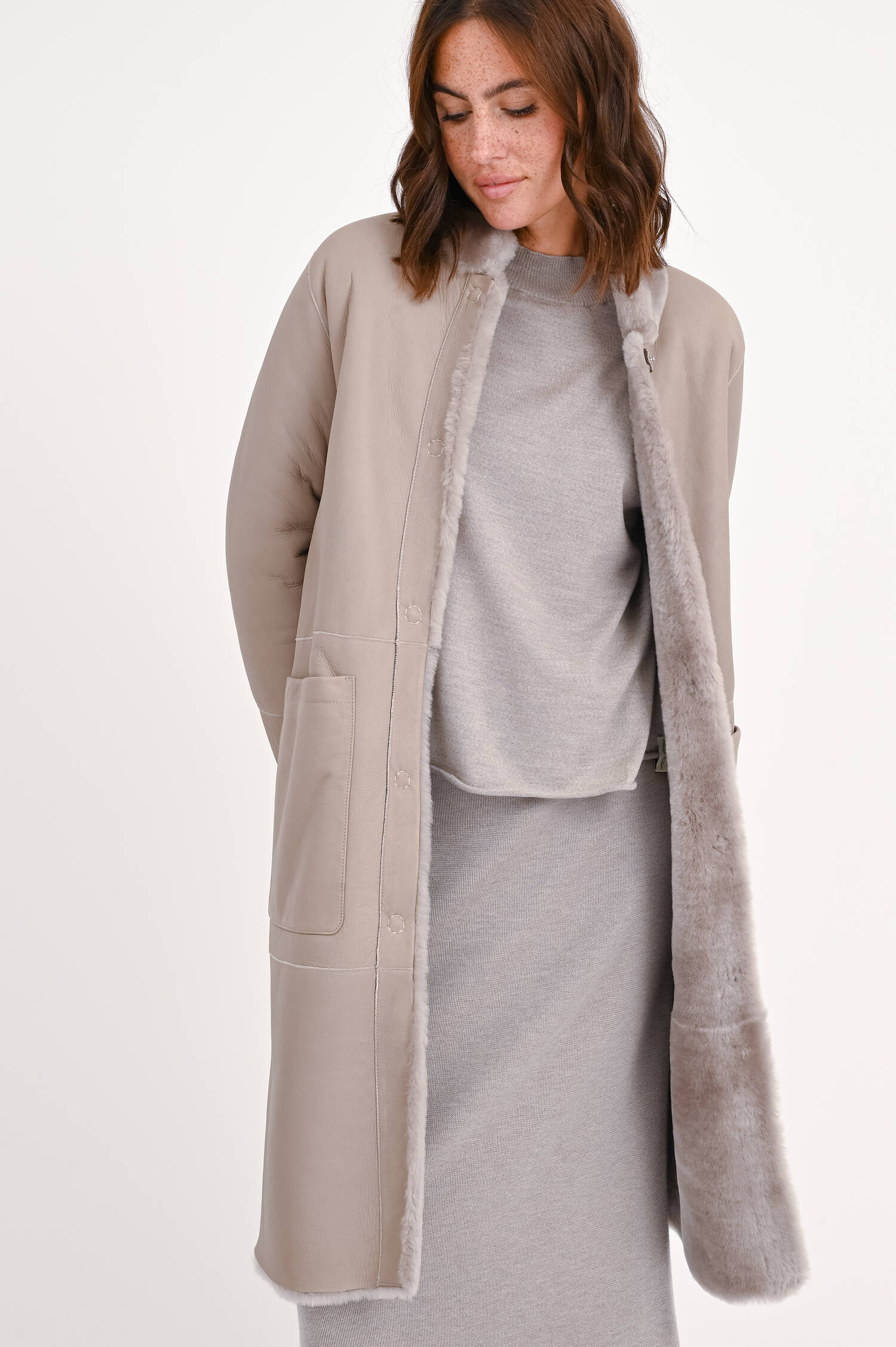 Wendemantel TESSA STRAIGHT in Taupe Wendemantel TESSA STRAIGHT in Taupe