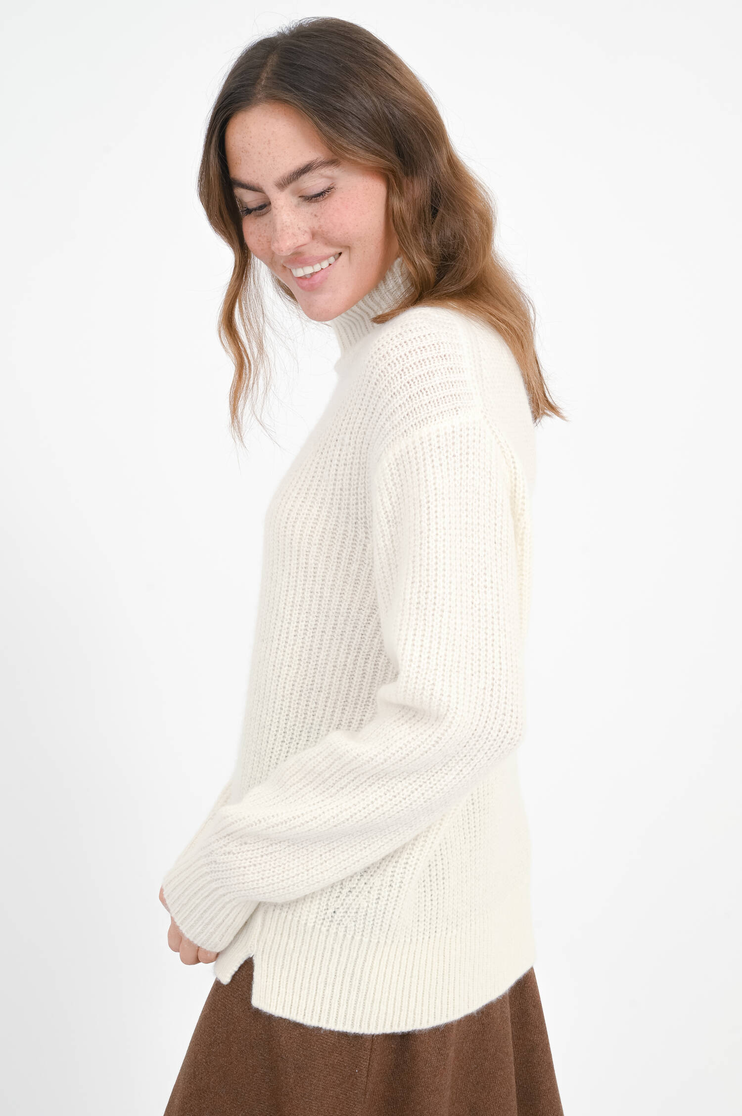 Woll-Cashmere-Pullover mit Stehkragen in Offwhite