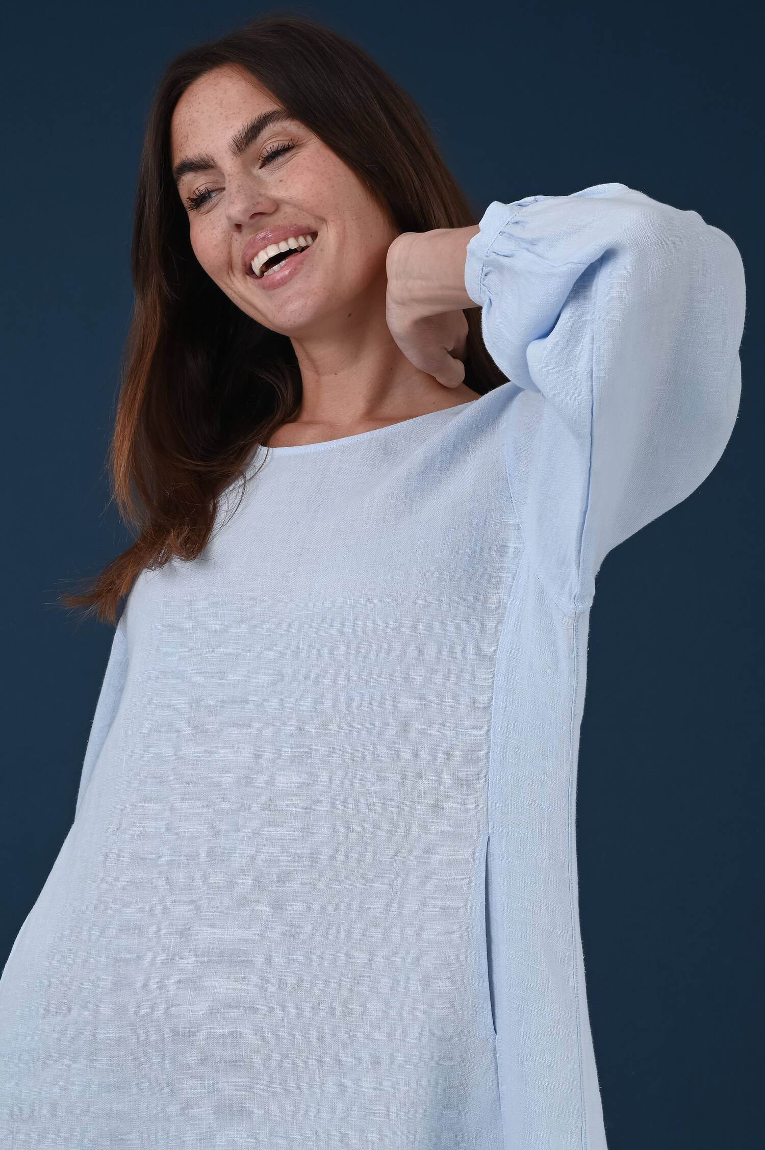 Leinenkleid in Riverblau Leinenkleid in Riverblau