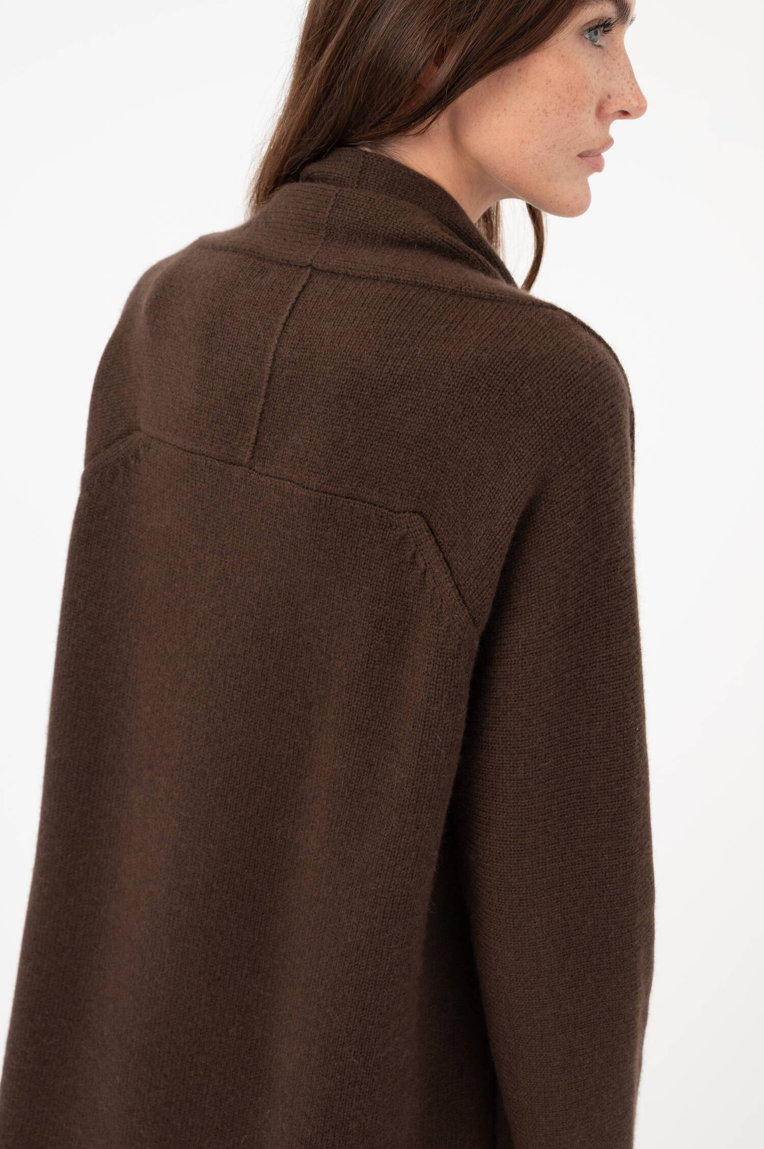 Strick-Cardigan mit Schalkragen in Braun Strick-Cardigan mit Schalkragen in Braun